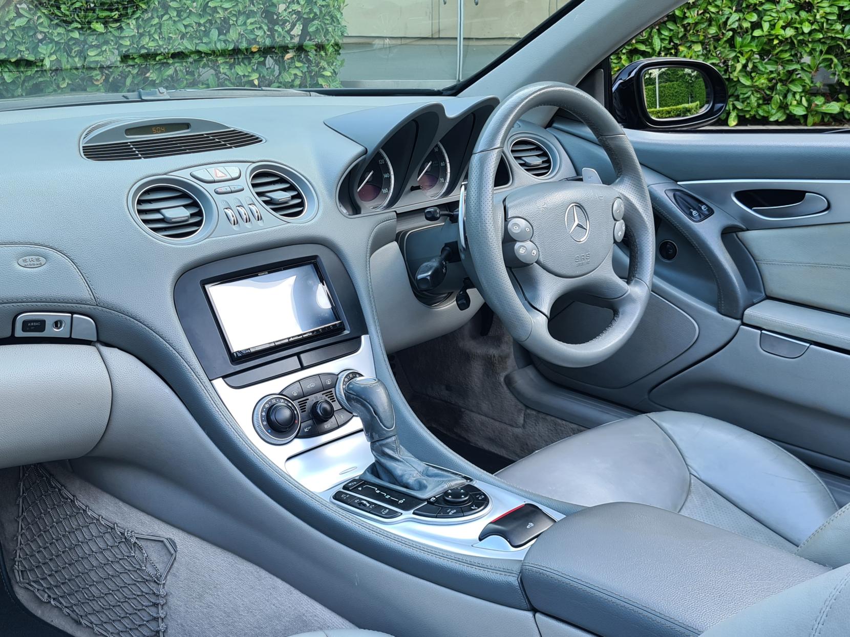 Mercedes-Benz SL 3.7 SL350 Convertible 2dr Petrol Automatic (281 g/km, 245 bhp)