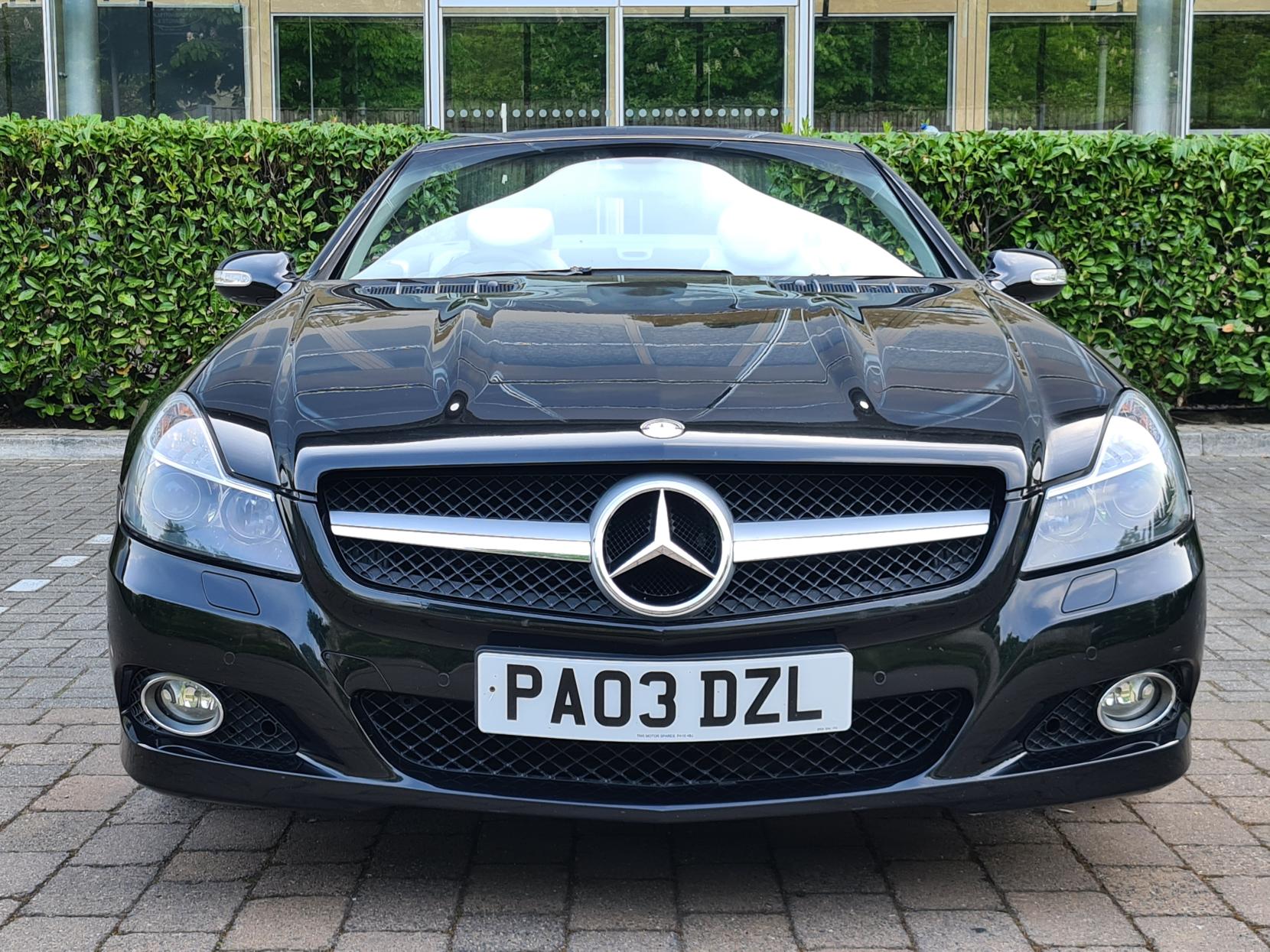 Mercedes-Benz SL 3.7 SL350 Convertible 2dr Petrol Automatic (281 g/km, 245 bhp)