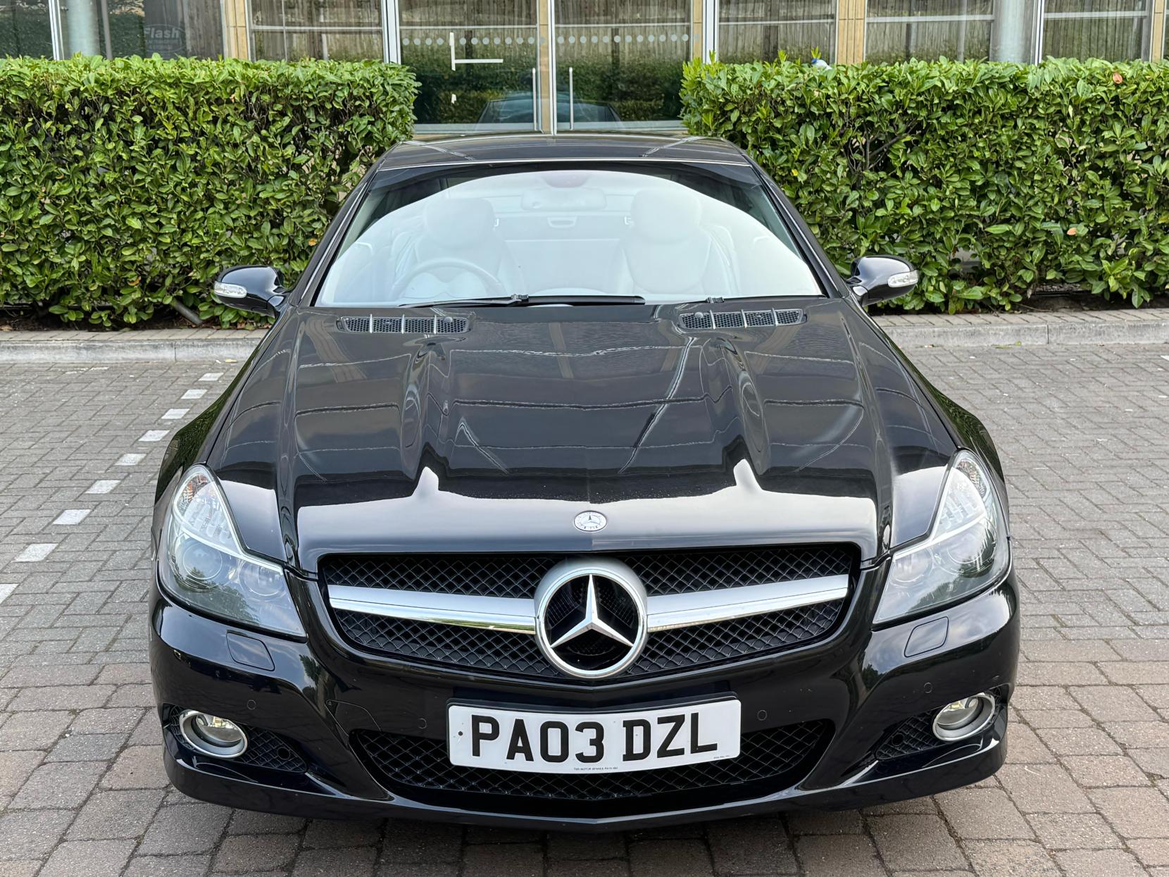 Mercedes-Benz SL 3.7 SL350 Convertible 2dr Petrol Automatic (281 g/km, 245 bhp)