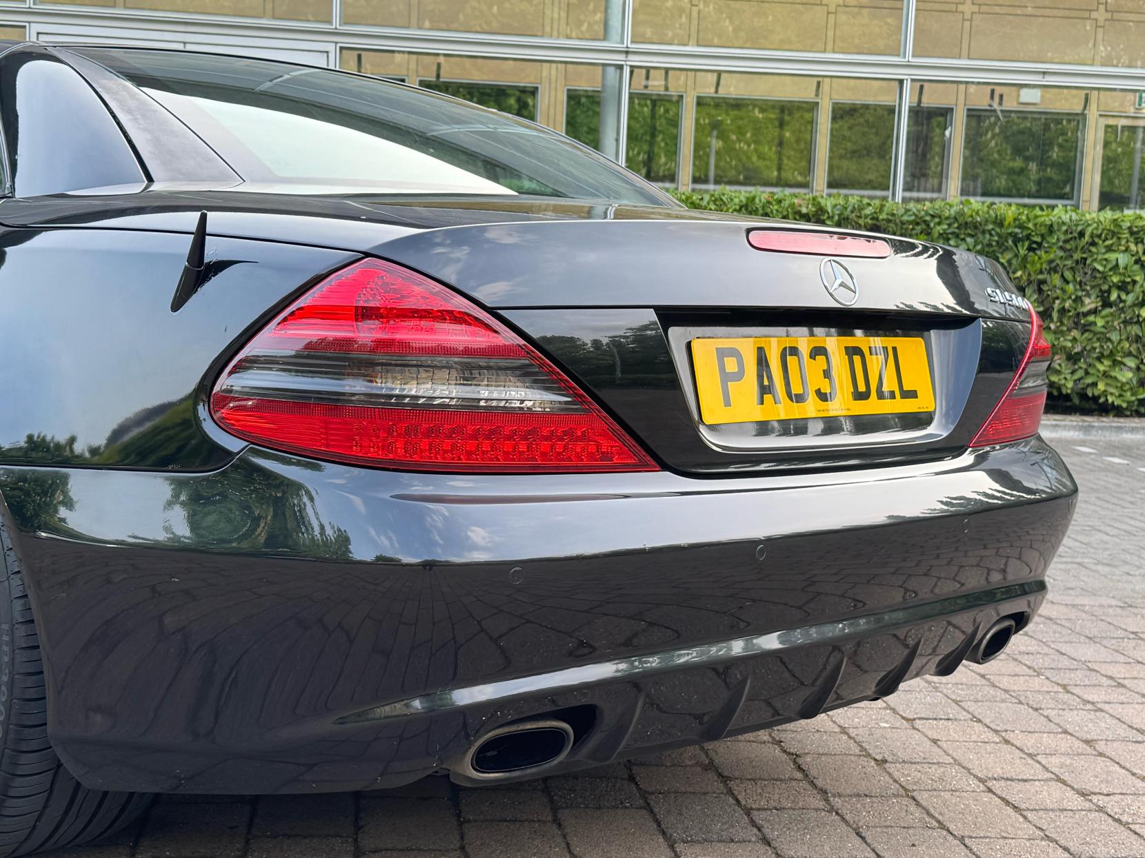 Mercedes-Benz SL 3.7 SL350 Convertible 2dr Petrol Automatic (281 g/km, 245 bhp)