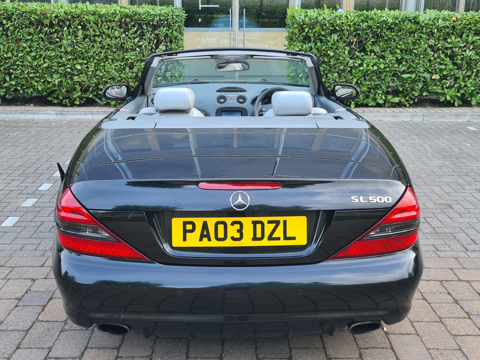 Mercedes-Benz SL 3.7 SL350 Convertible 2dr Petrol Automatic (281 g/km, 245 bhp)