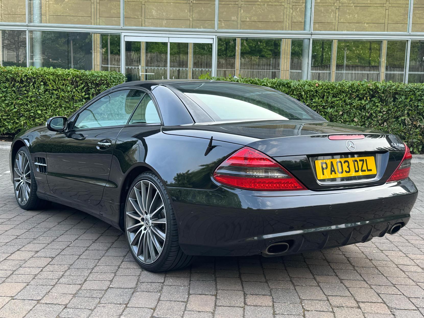 Mercedes-Benz SL 3.7 SL350 Convertible 2dr Petrol Automatic (281 g/km, 245 bhp)
