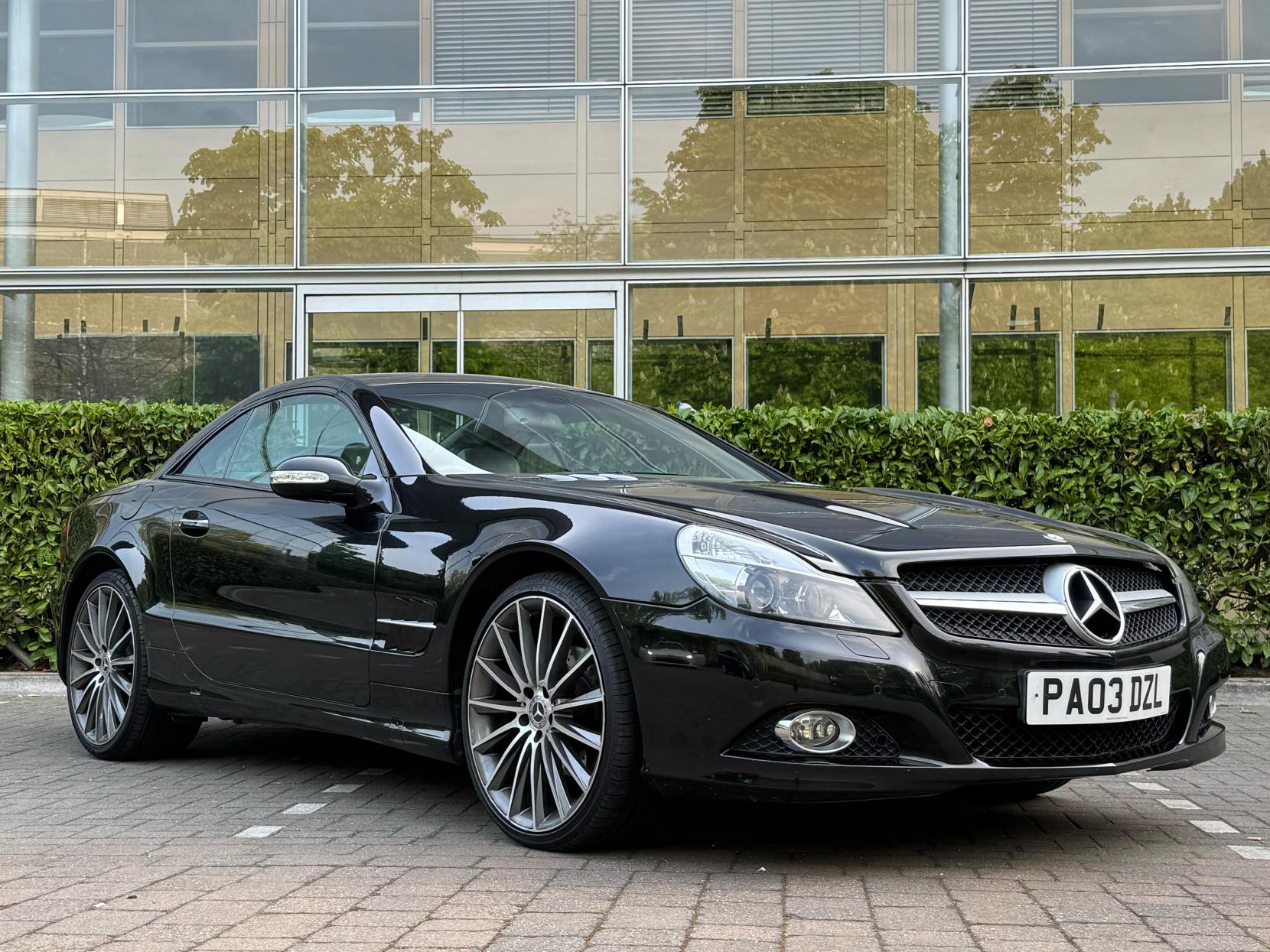 Mercedes-Benz SL 3.7 SL350 Convertible 2dr Petrol Automatic (281 g/km, 245 bhp)