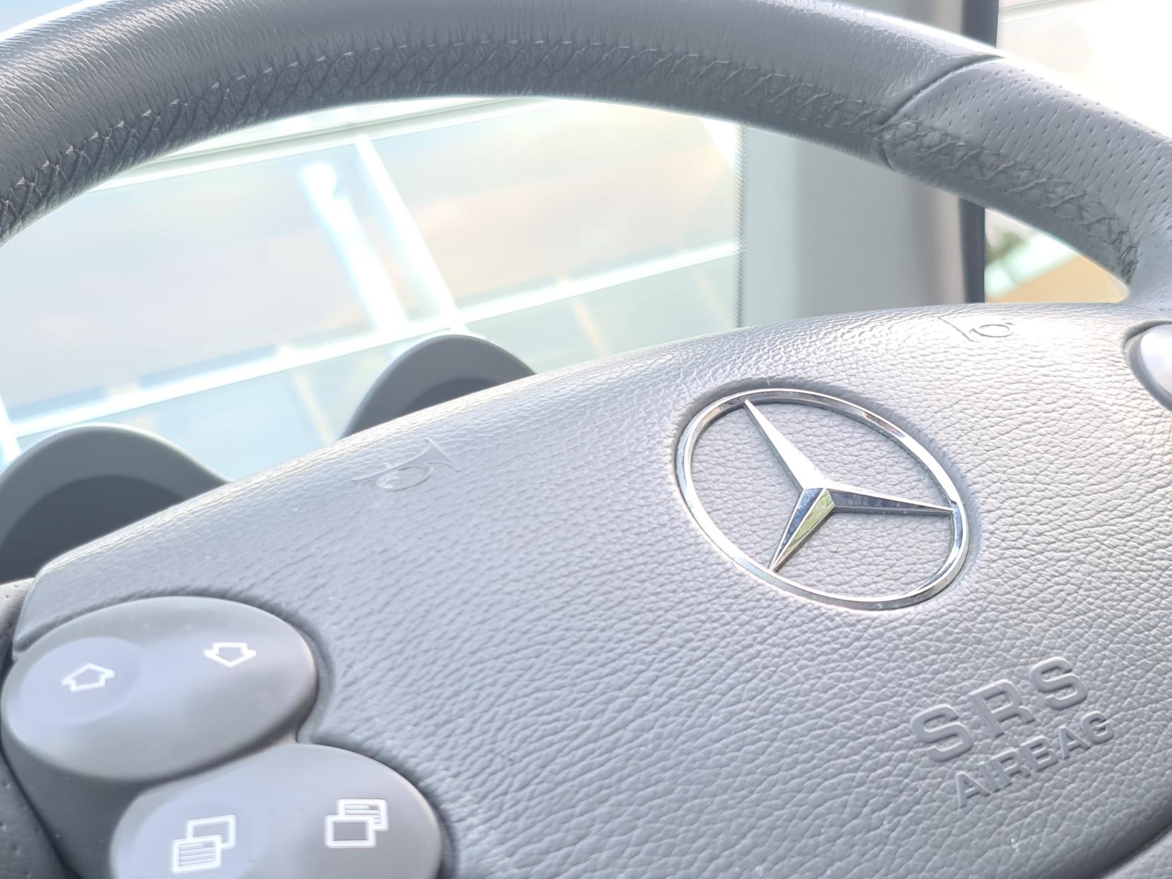 Mercedes-Benz SL 3.7 SL350 Convertible 2dr Petrol Automatic (281 g/km, 245 bhp)