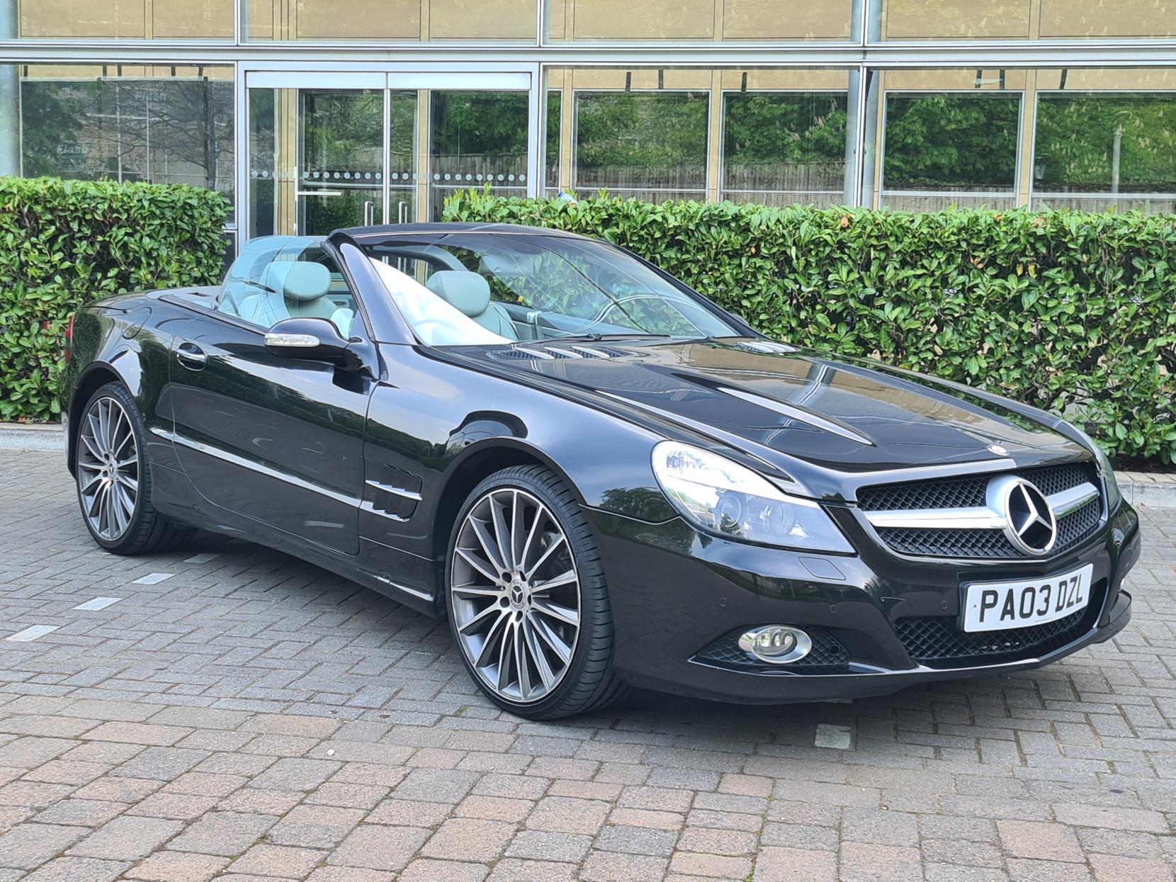 Mercedes-Benz SL 3.7 SL350 Convertible 2dr Petrol Automatic (281 g/km, 245 bhp)