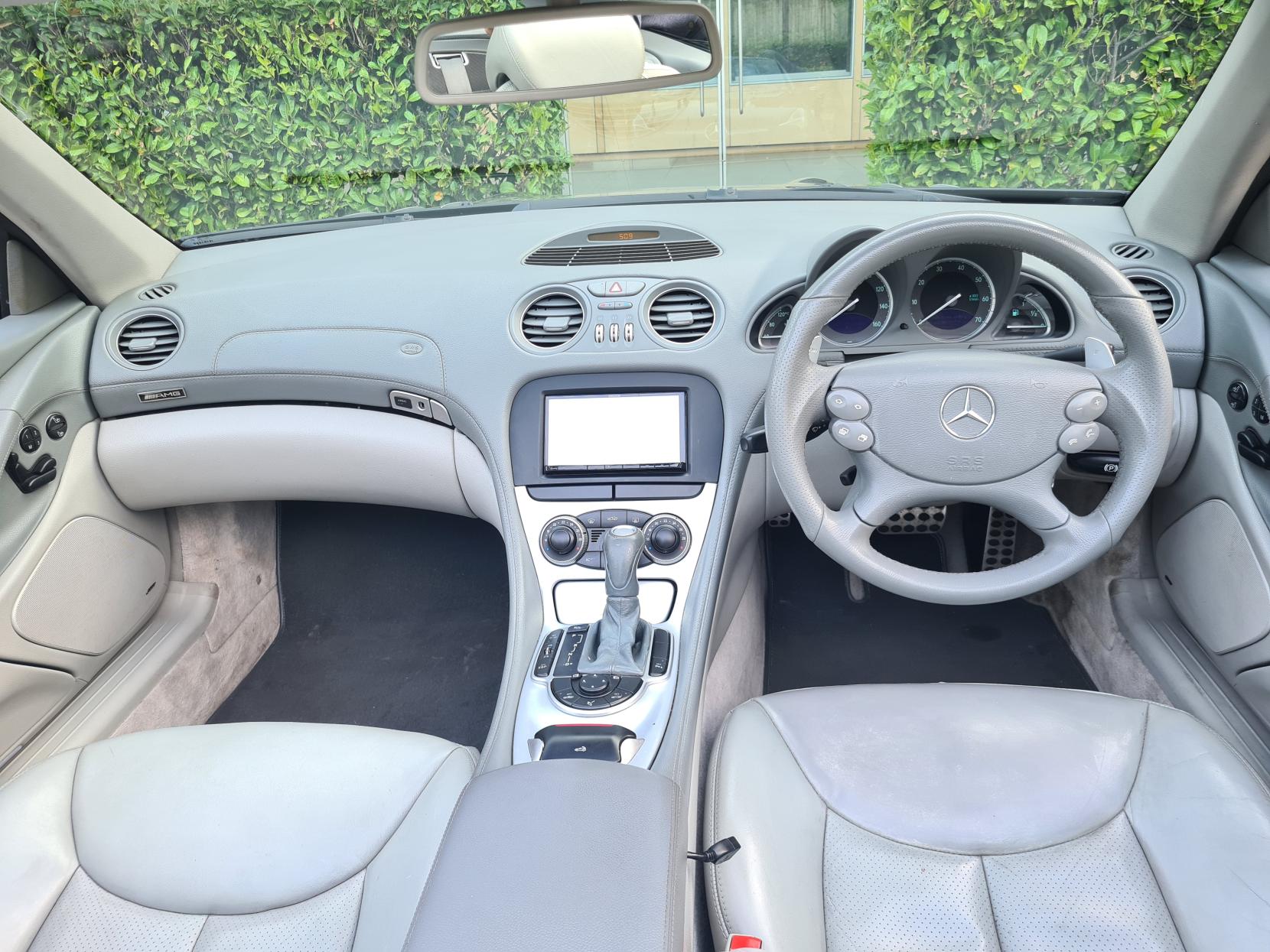 Mercedes-Benz SL 3.7 SL350 Convertible 2dr Petrol Automatic (281 g/km, 245 bhp)