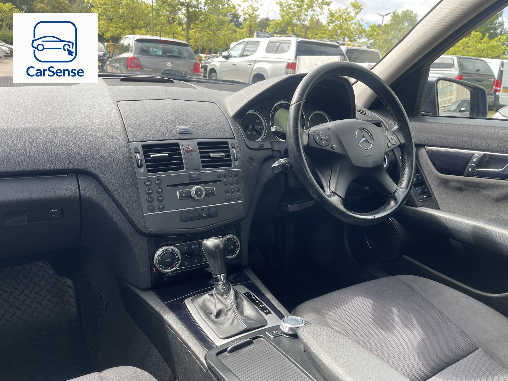 Mercedes-Benz C Class 1.8 C180 BlueEfficiency SE Saloon 4dr Petrol Auto Euro 5 (156 ps)