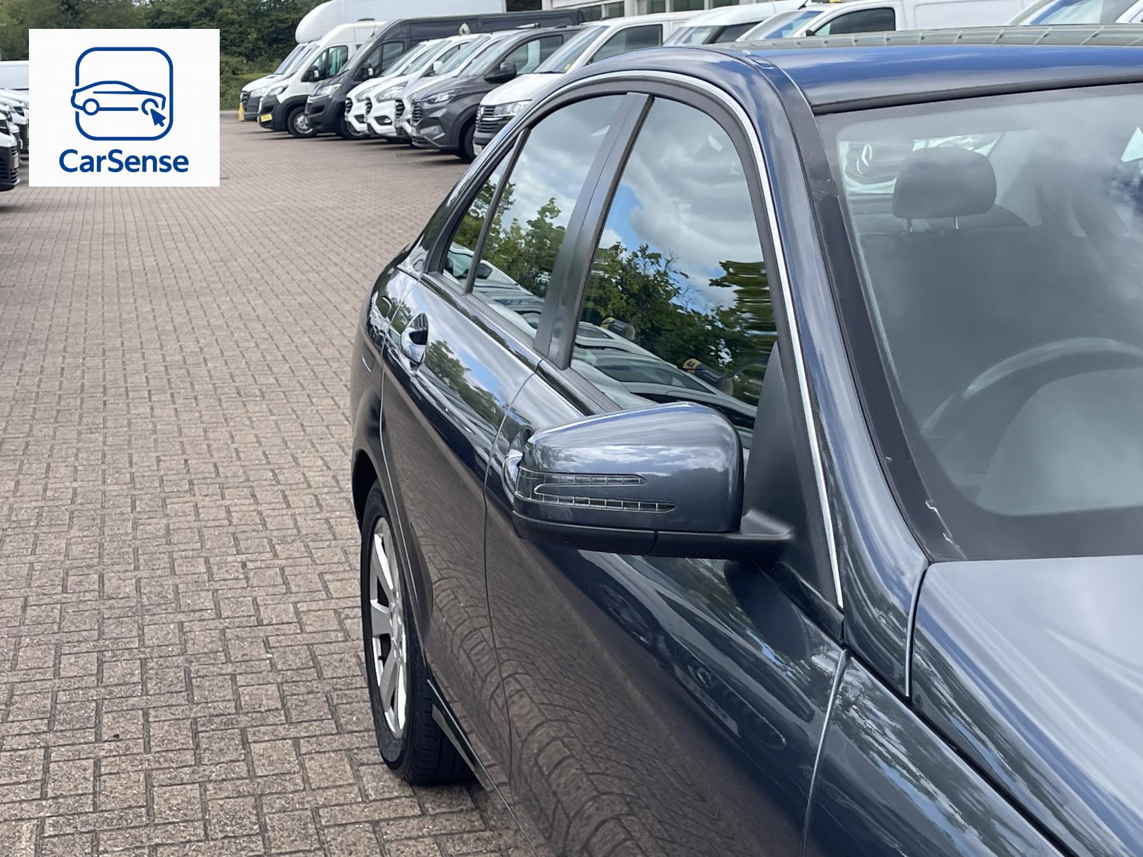 Mercedes-Benz C Class 1.8 C180 BlueEfficiency SE Saloon 4dr Petrol Auto Euro 5 (156 ps)