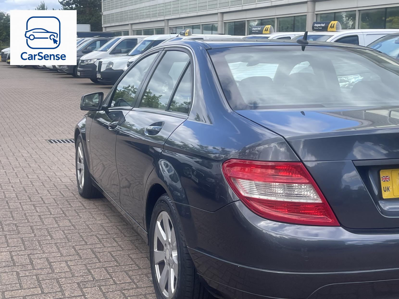 Mercedes-Benz C Class 1.8 C180 BlueEfficiency SE Saloon 4dr Petrol Auto Euro 5 (156 ps)