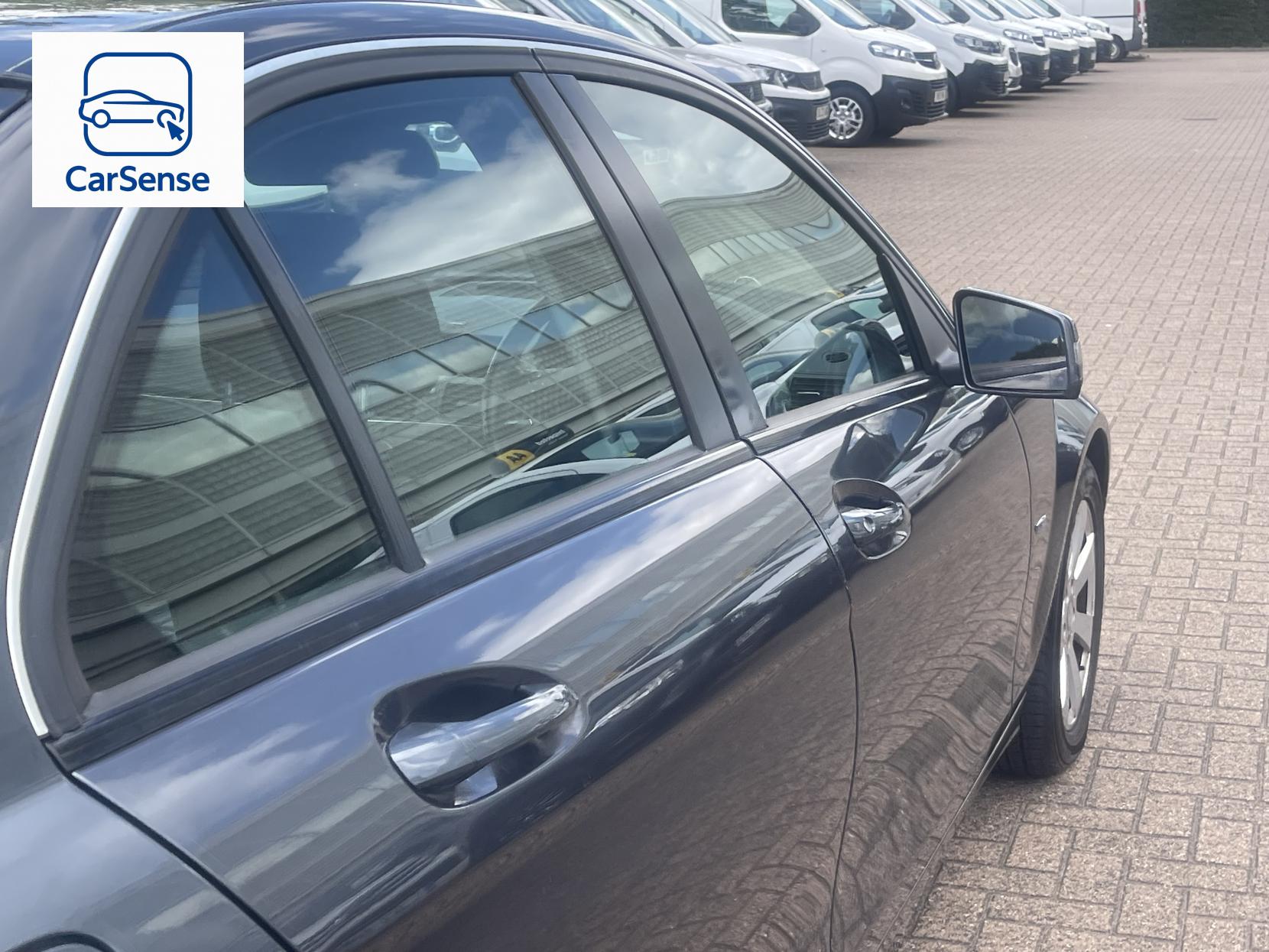 Mercedes-Benz C Class 1.8 C180 BlueEfficiency SE Saloon 4dr Petrol Auto Euro 5 (156 ps)