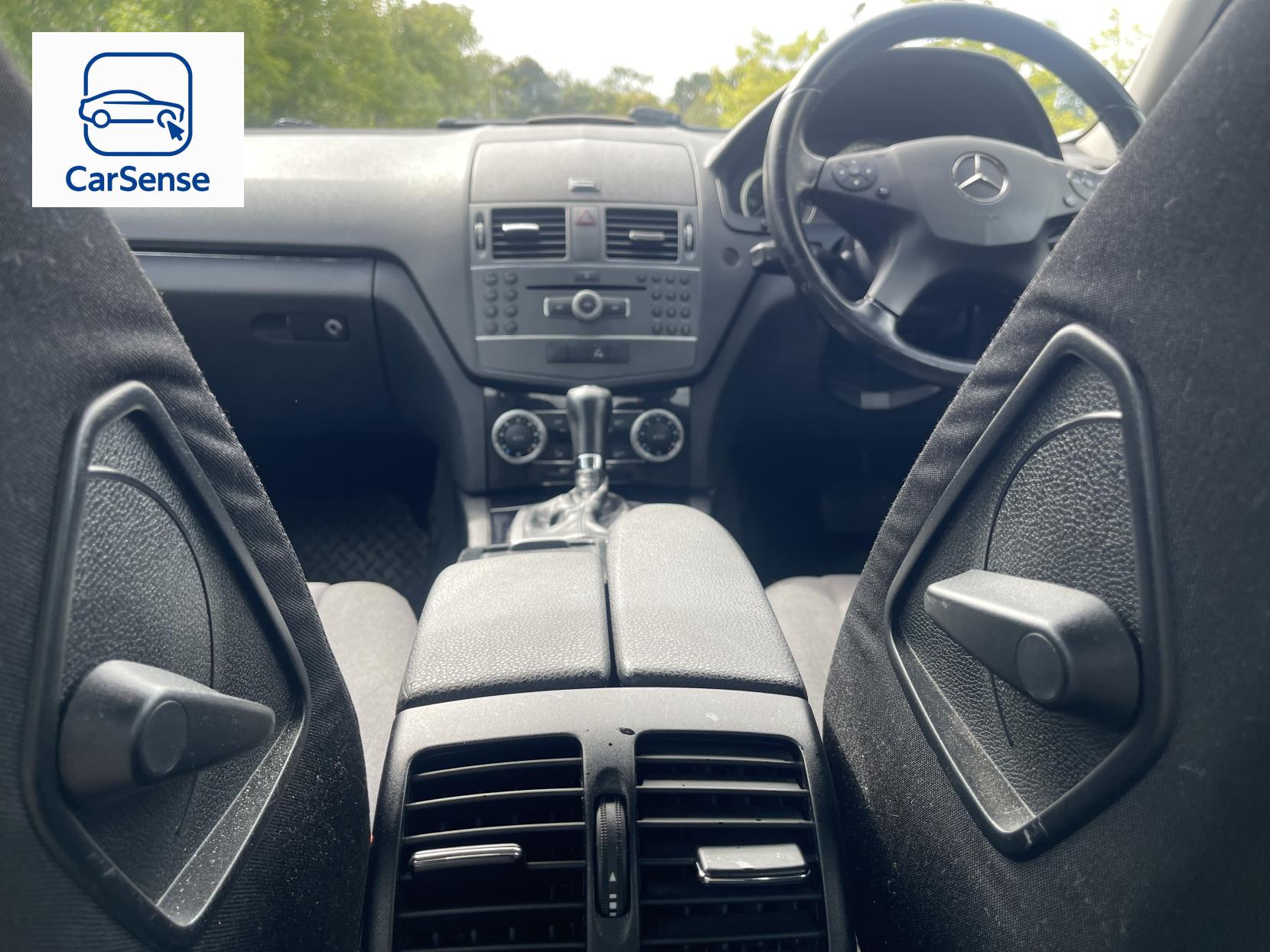 Mercedes-Benz C Class 1.8 C180 BlueEfficiency SE Saloon 4dr Petrol Auto Euro 5 (156 ps)