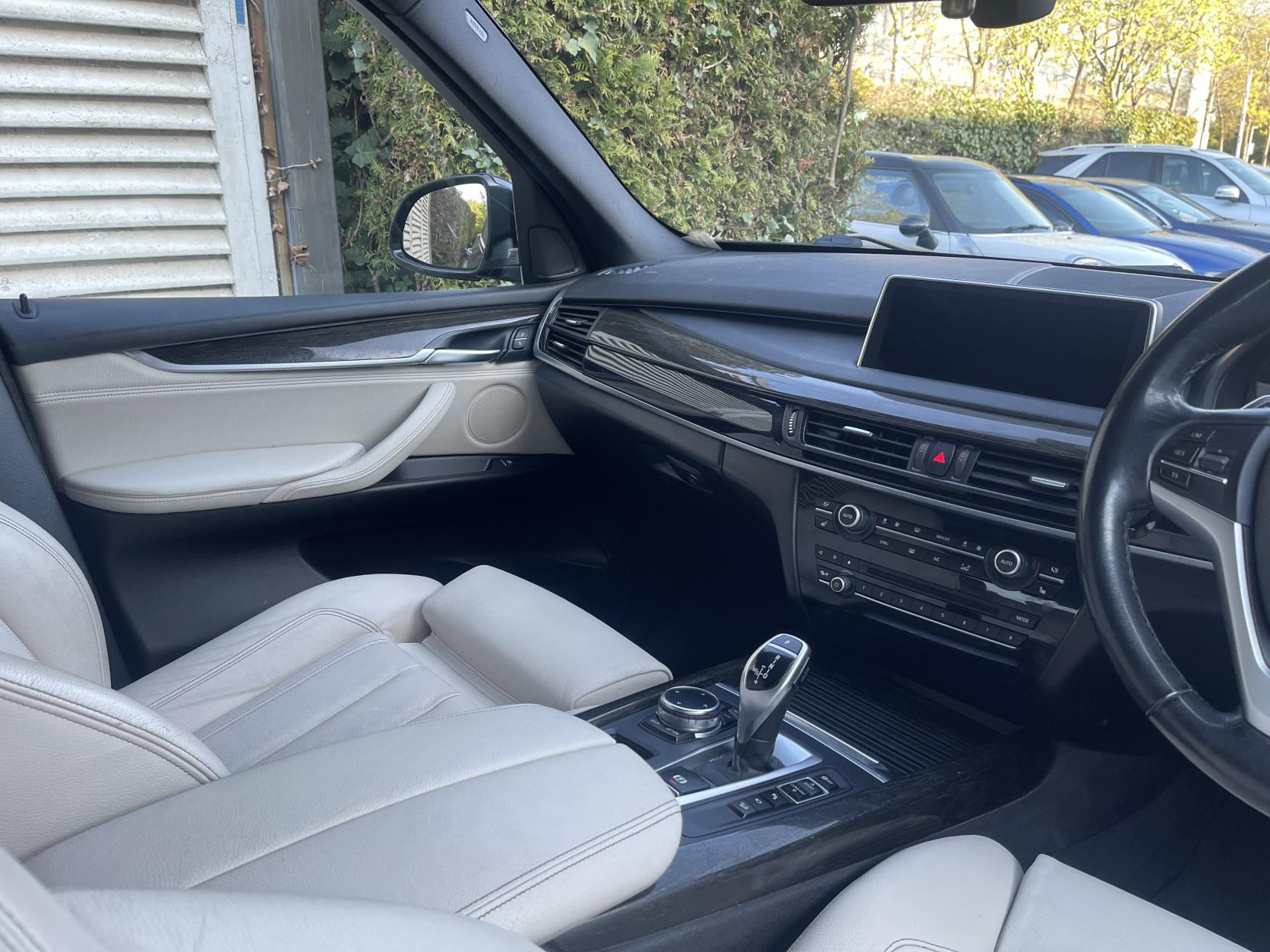 BMW X5 3.0 30d SE SUV 5dr Diesel Auto xDrive Euro 6 (s/s) (258 ps)