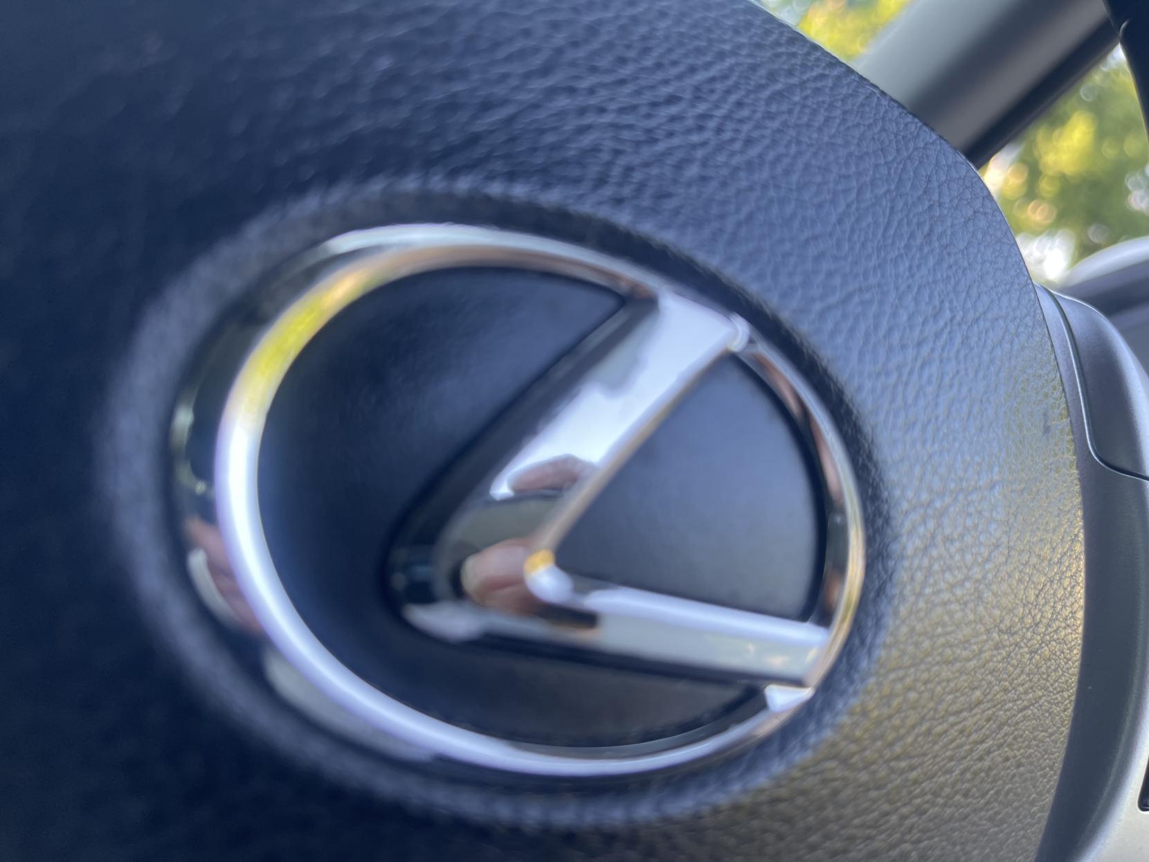 Lexus CT 1.8 200h SE-L Hatchback 5dr Petrol Hybrid CVT Euro 5 (s/s) (136 ps)
