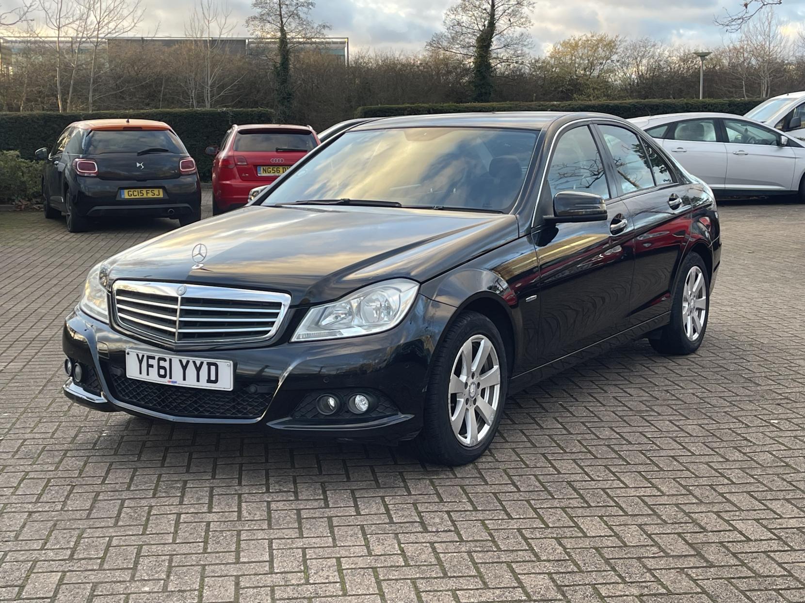 Mercedes-Benz C Class 2.1 C220 CDI BlueEfficiency SE Saloon 4dr Diesel G-Tronic+ Euro 5 (s/s) (170 ps)