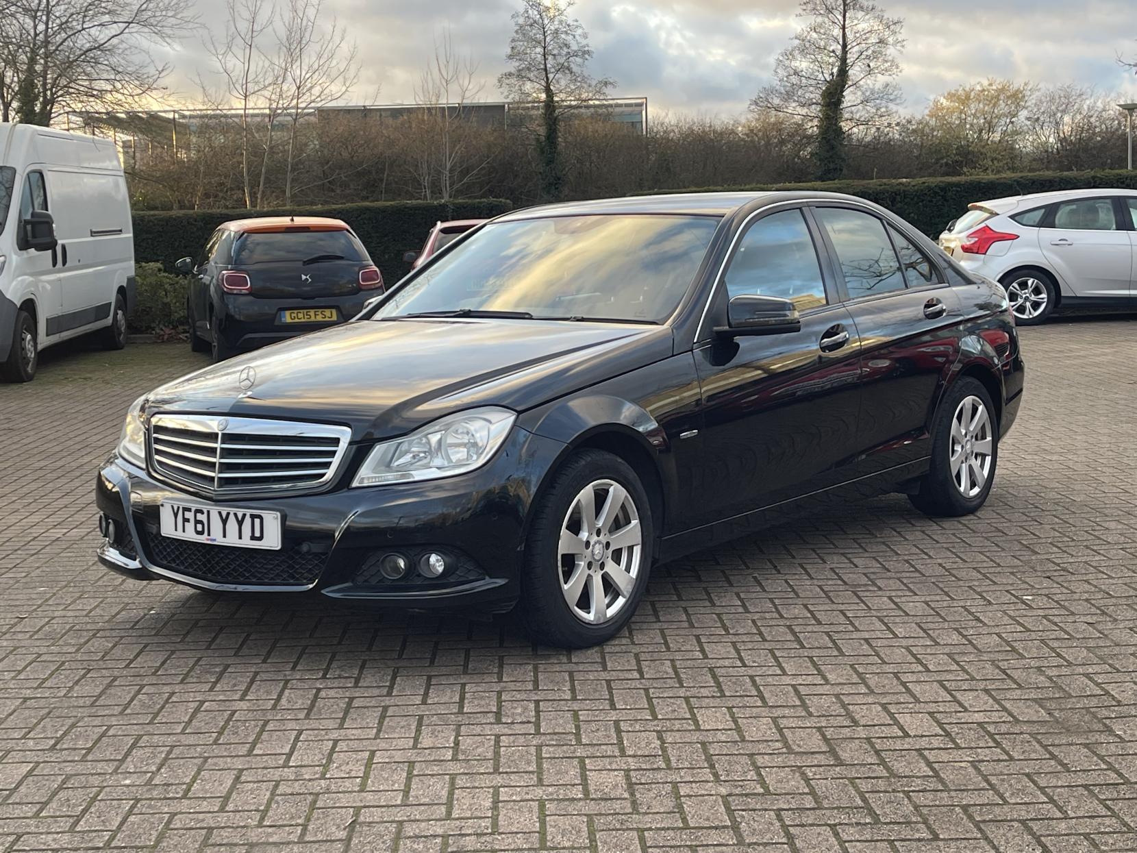 Mercedes-Benz C Class 2.1 C220 CDI BlueEfficiency SE Saloon 4dr Diesel G-Tronic+ Euro 5 (s/s) (170 ps)