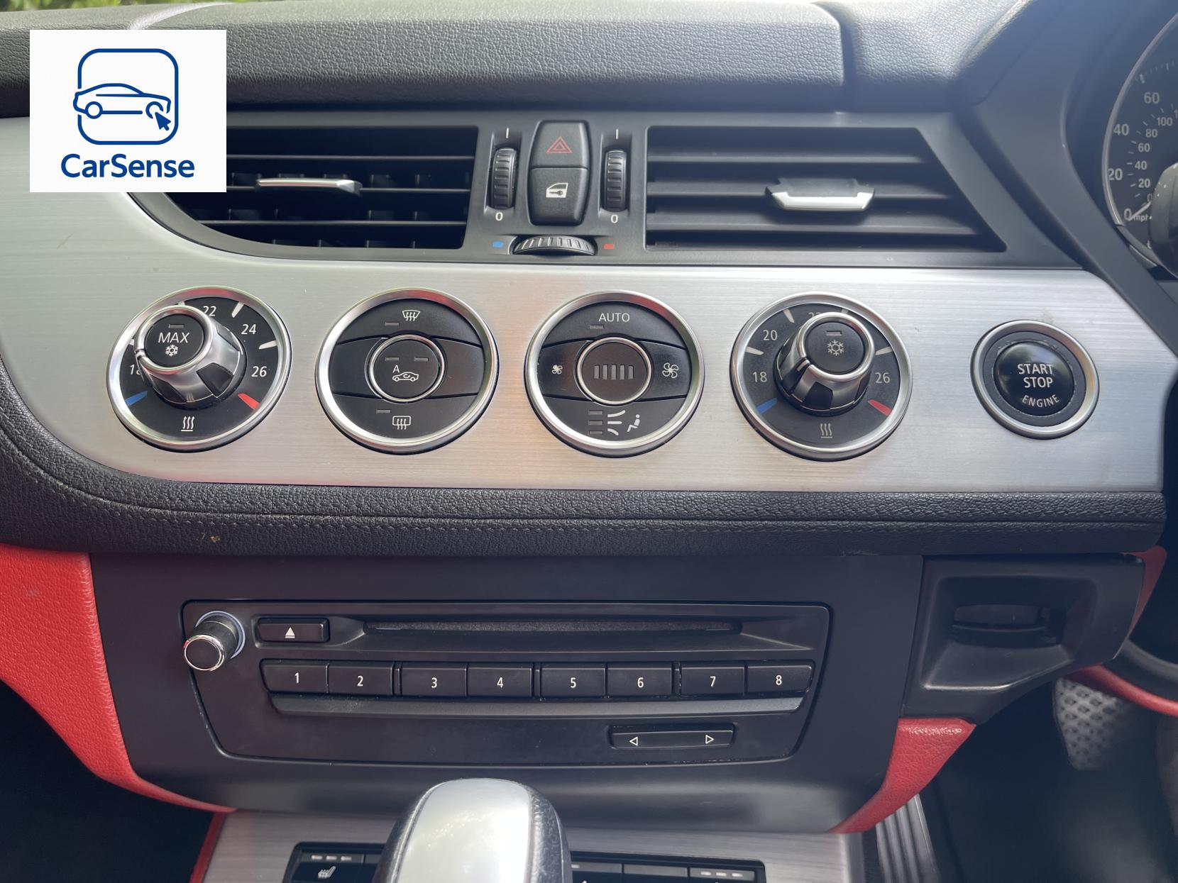 BMW Z4 3.0 30i Convertible 2dr Petrol Auto sDrive Euro 5 (258 ps)