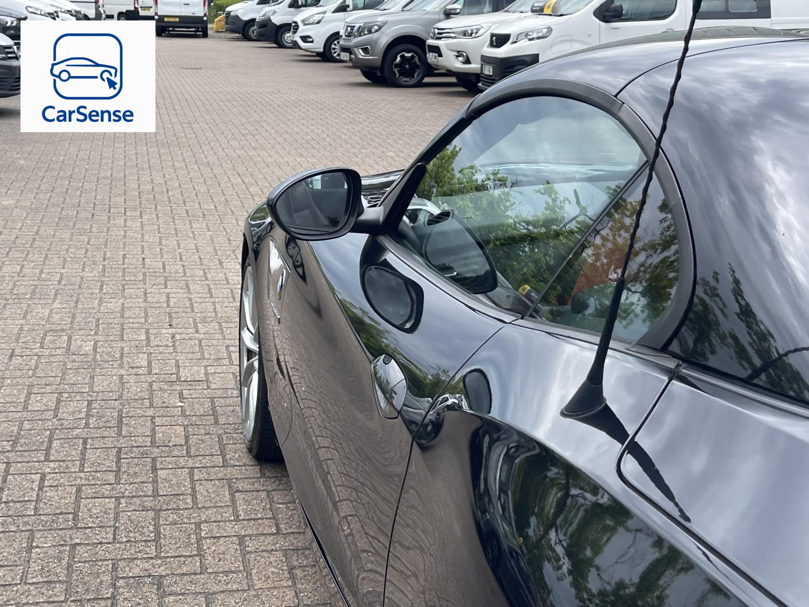 BMW Z4 3.0 30i Convertible 2dr Petrol Auto sDrive Euro 5 (258 ps)