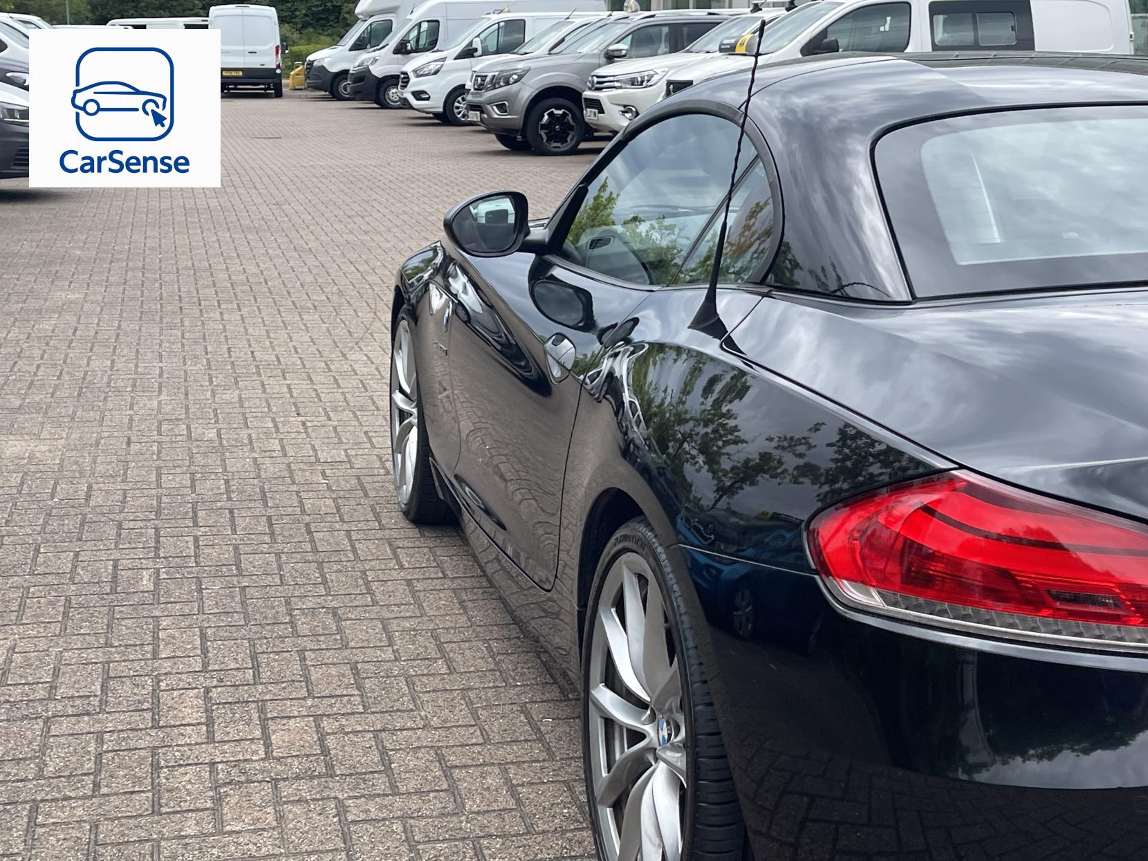 BMW Z4 3.0 30i Convertible 2dr Petrol Auto sDrive Euro 5 (258 ps)
