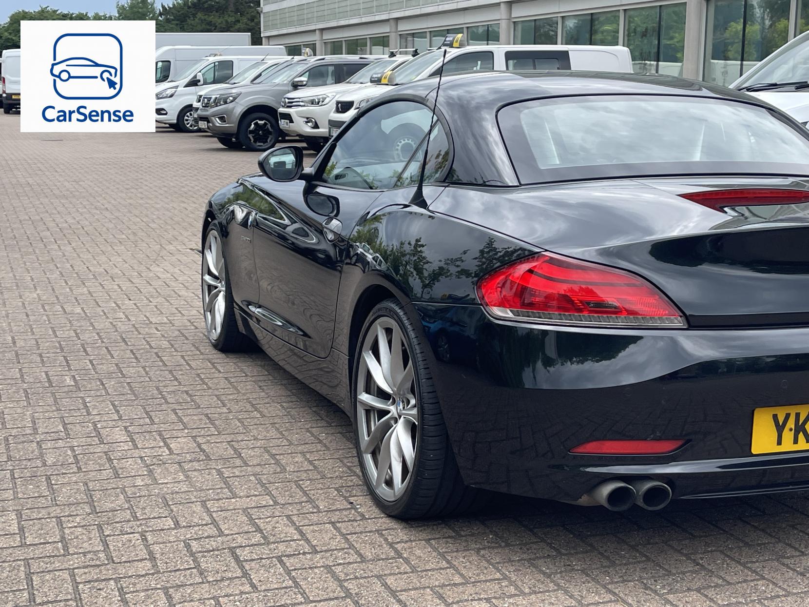 BMW Z4 3.0 30i Convertible 2dr Petrol Auto sDrive Euro 5 (258 ps)