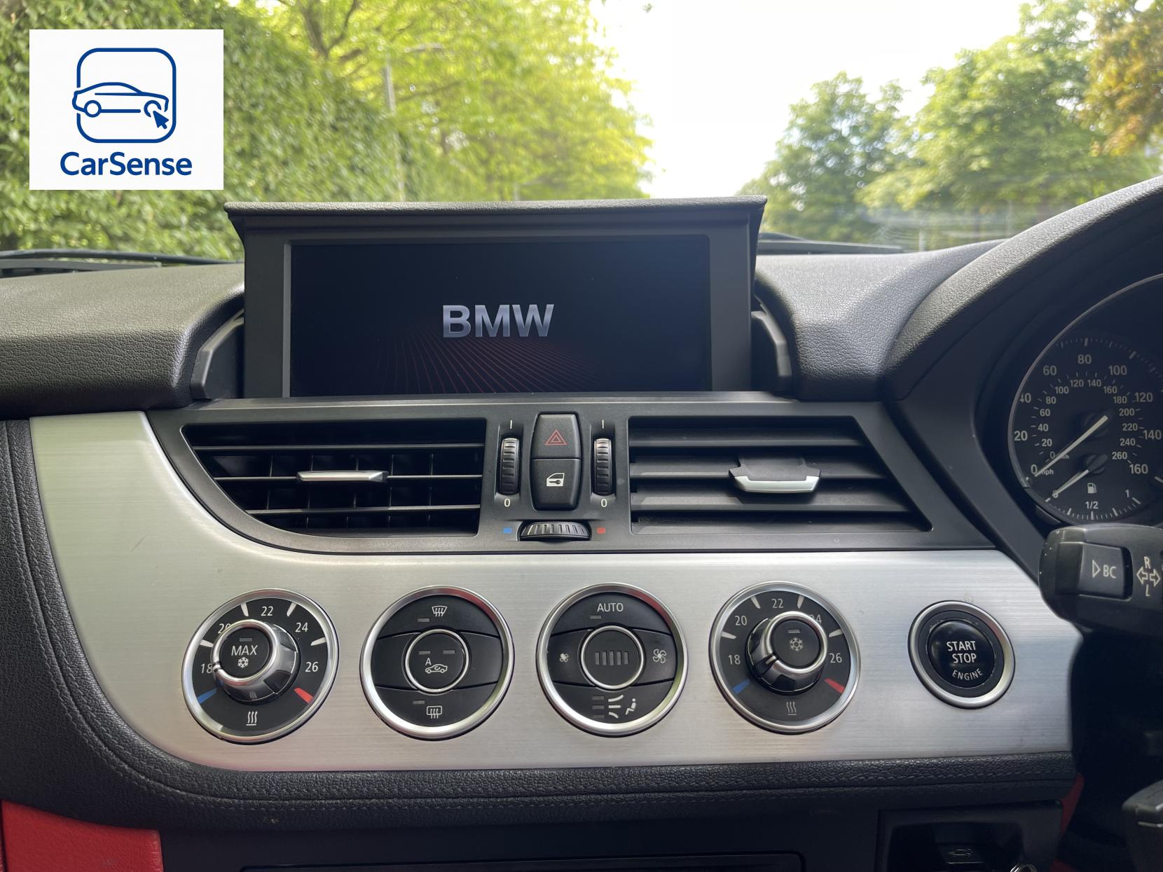BMW Z4 3.0 30i Convertible 2dr Petrol Auto sDrive Euro 5 (258 ps)