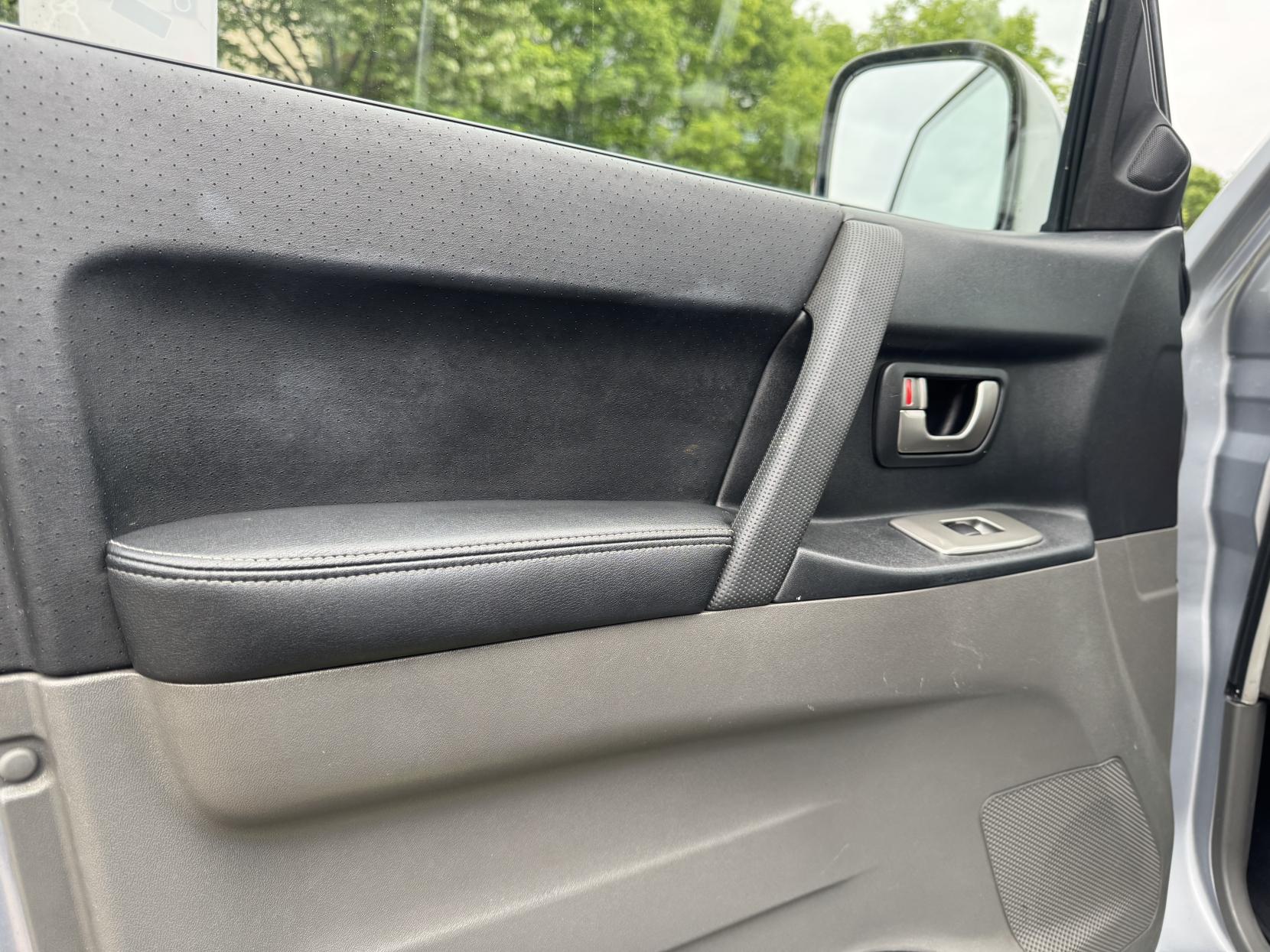 Mitsubishi Shogun 3.2 DI-D Elegance SUV 5dr Diesel Automatic (278 g/km, 158 bhp)