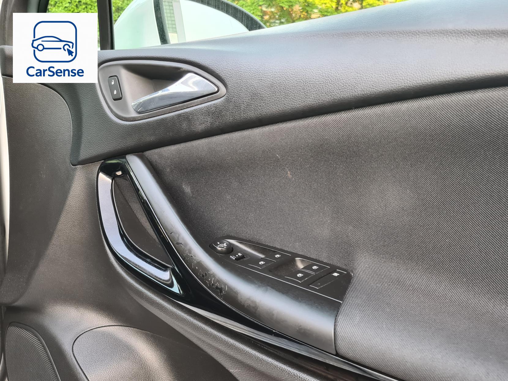 Vauxhall Astra 1.4i Turbo SRi Nav Hatchback 5dr Petrol Manual Euro 6 (150 ps)