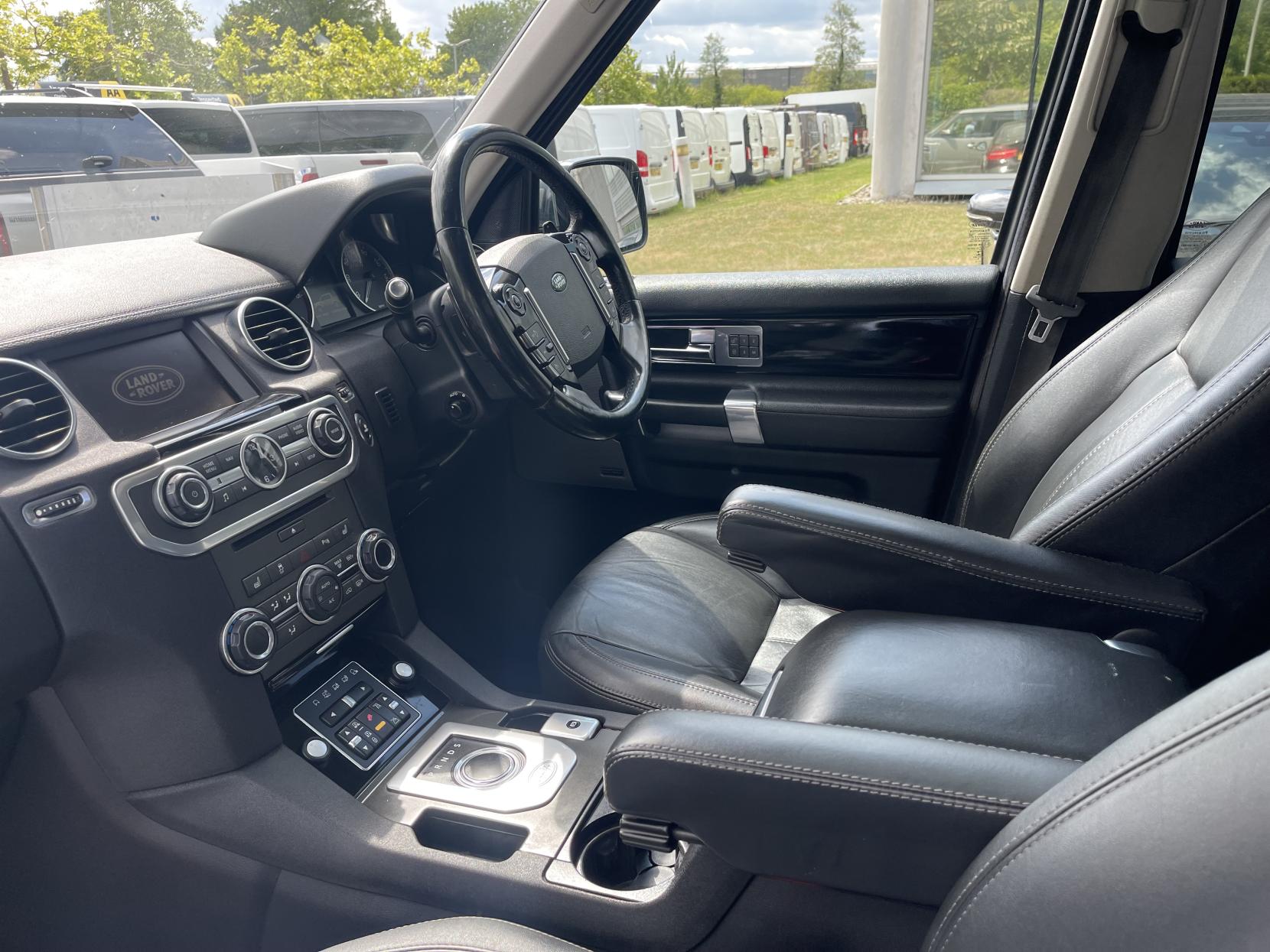 Land Rover Discovery 4 3.0 SD V6 HSE SUV 5dr Diesel Auto 4WD Euro 5 (255 bhp)