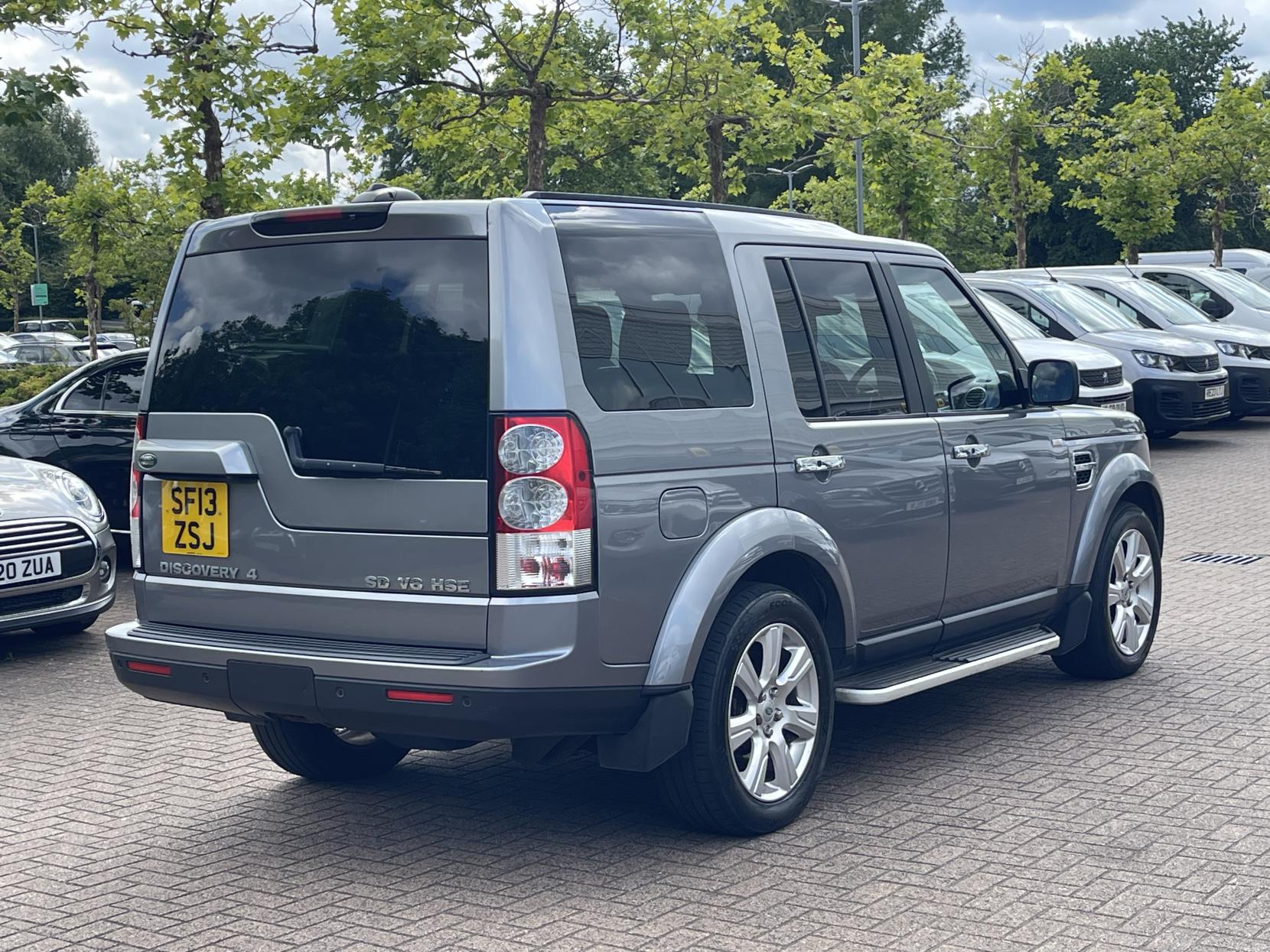 Land Rover Discovery 4 3.0 SD V6 HSE SUV 5dr Diesel Auto 4WD Euro 5 (255 bhp)