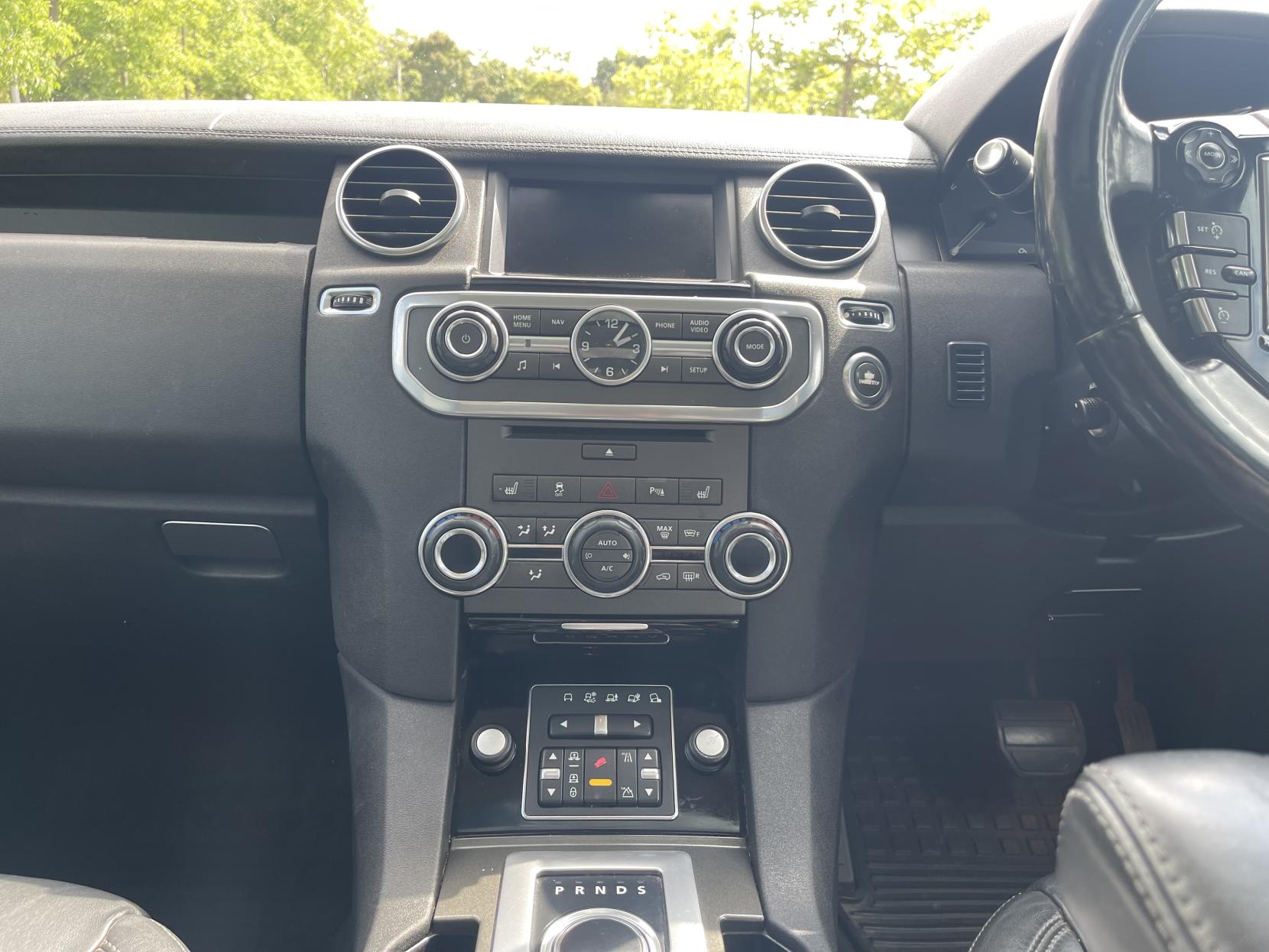 Land Rover Discovery 4 3.0 SD V6 HSE SUV 5dr Diesel Auto 4WD Euro 5 (255 bhp)