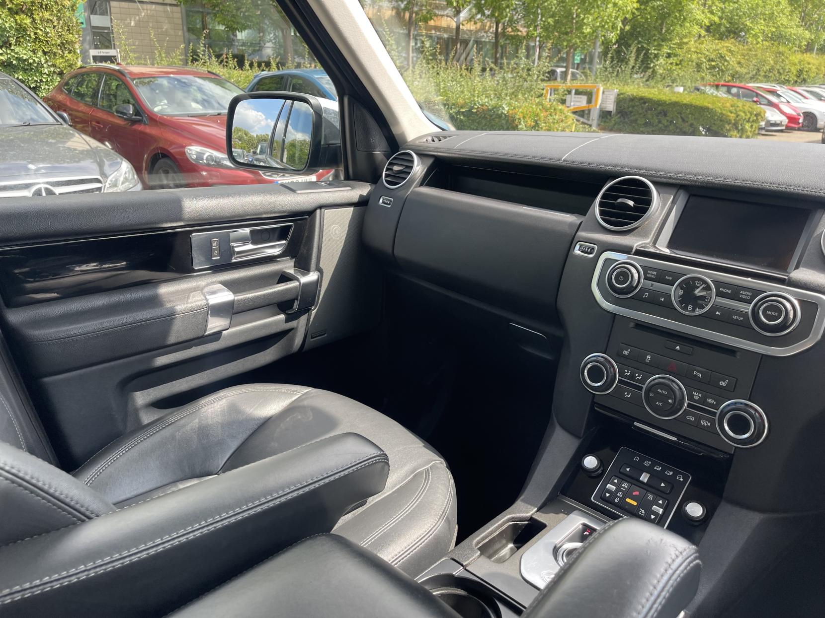 Land Rover Discovery 4 3.0 SD V6 HSE SUV 5dr Diesel Auto 4WD Euro 5 (255 bhp)