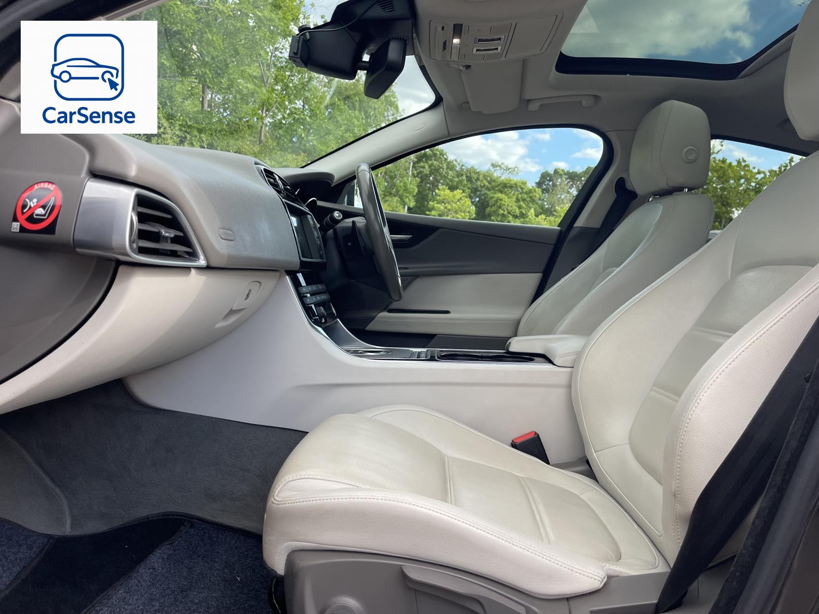 Jaguar XE 2.0d Prestige Saloon 4dr Diesel Auto Euro 6 (s/s) (163 ps)