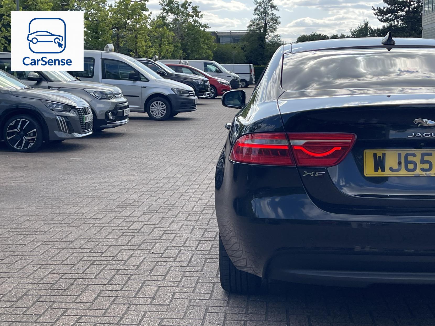 Jaguar XE 2.0d Prestige Saloon 4dr Diesel Auto Euro 6 (s/s) (163 ps)