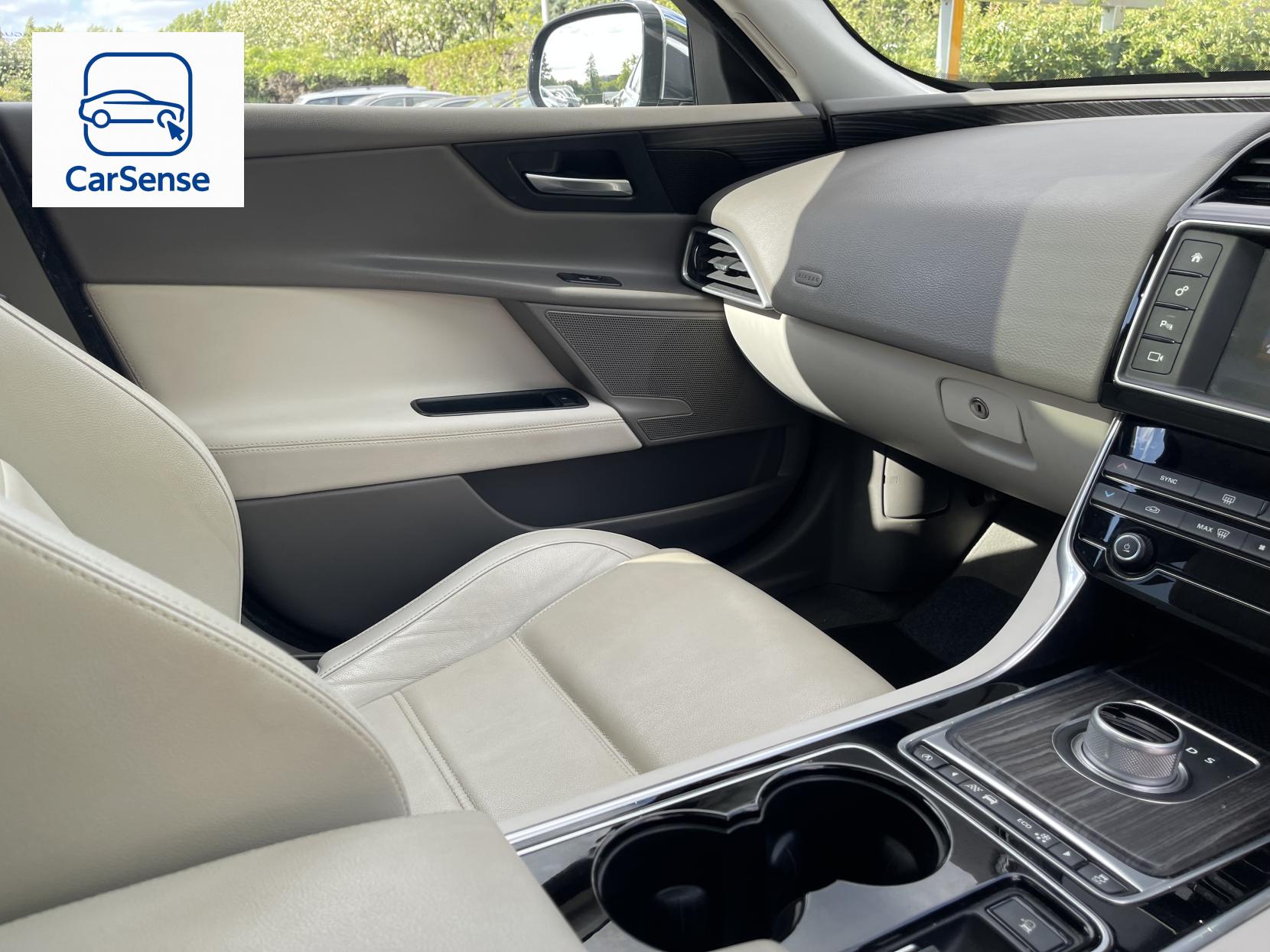 Jaguar XE 2.0d Prestige Saloon 4dr Diesel Auto Euro 6 (s/s) (163 ps)