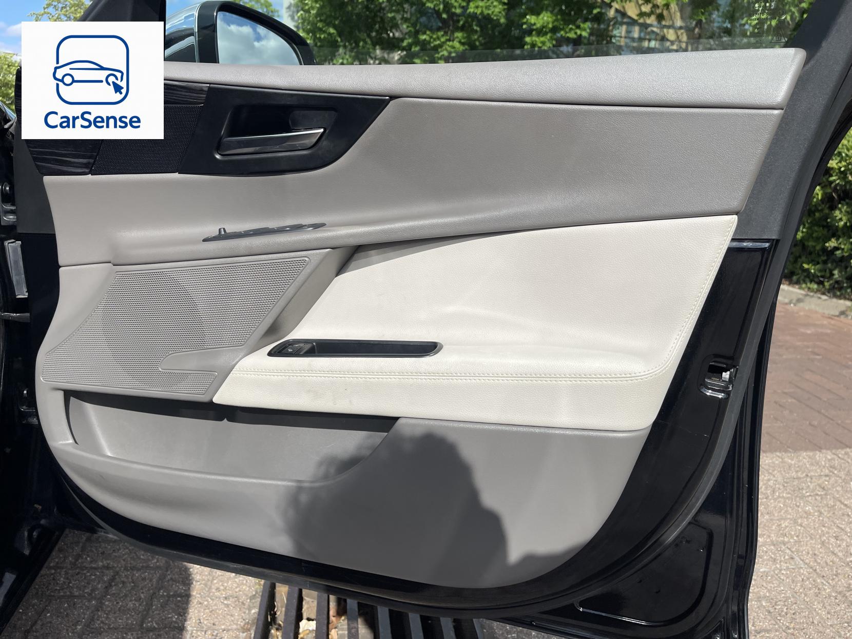 Jaguar XE 2.0d Prestige Saloon 4dr Diesel Auto Euro 6 (s/s) (163 ps)