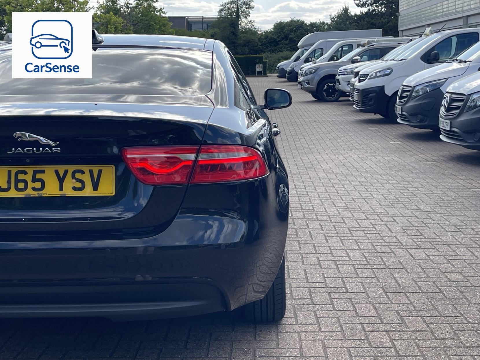 Jaguar XE 2.0d Prestige Saloon 4dr Diesel Auto Euro 6 (s/s) (163 ps)