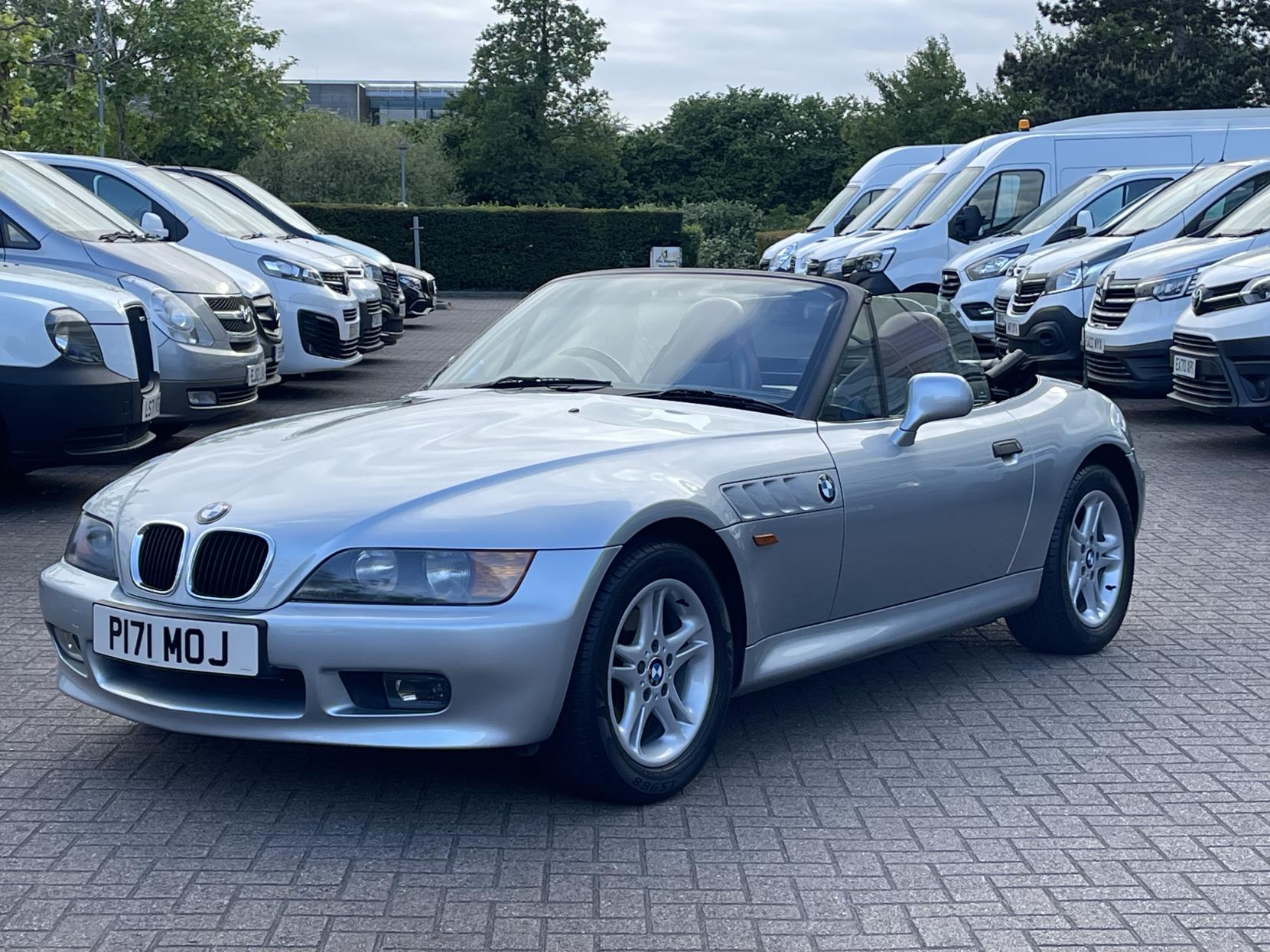 BMW Z3 1.9i Convertible 2dr Petrol Manual (187 g/km, 140 bhp)