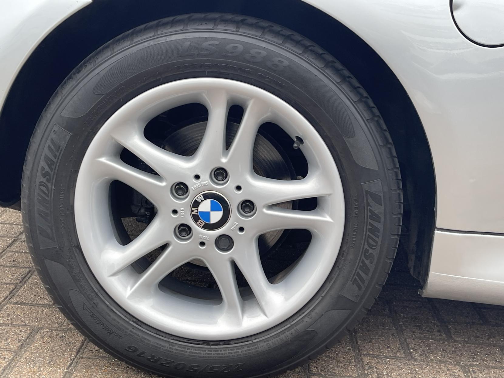 BMW Z3 1.9i Convertible 2dr Petrol Manual (187 g/km, 140 bhp)
