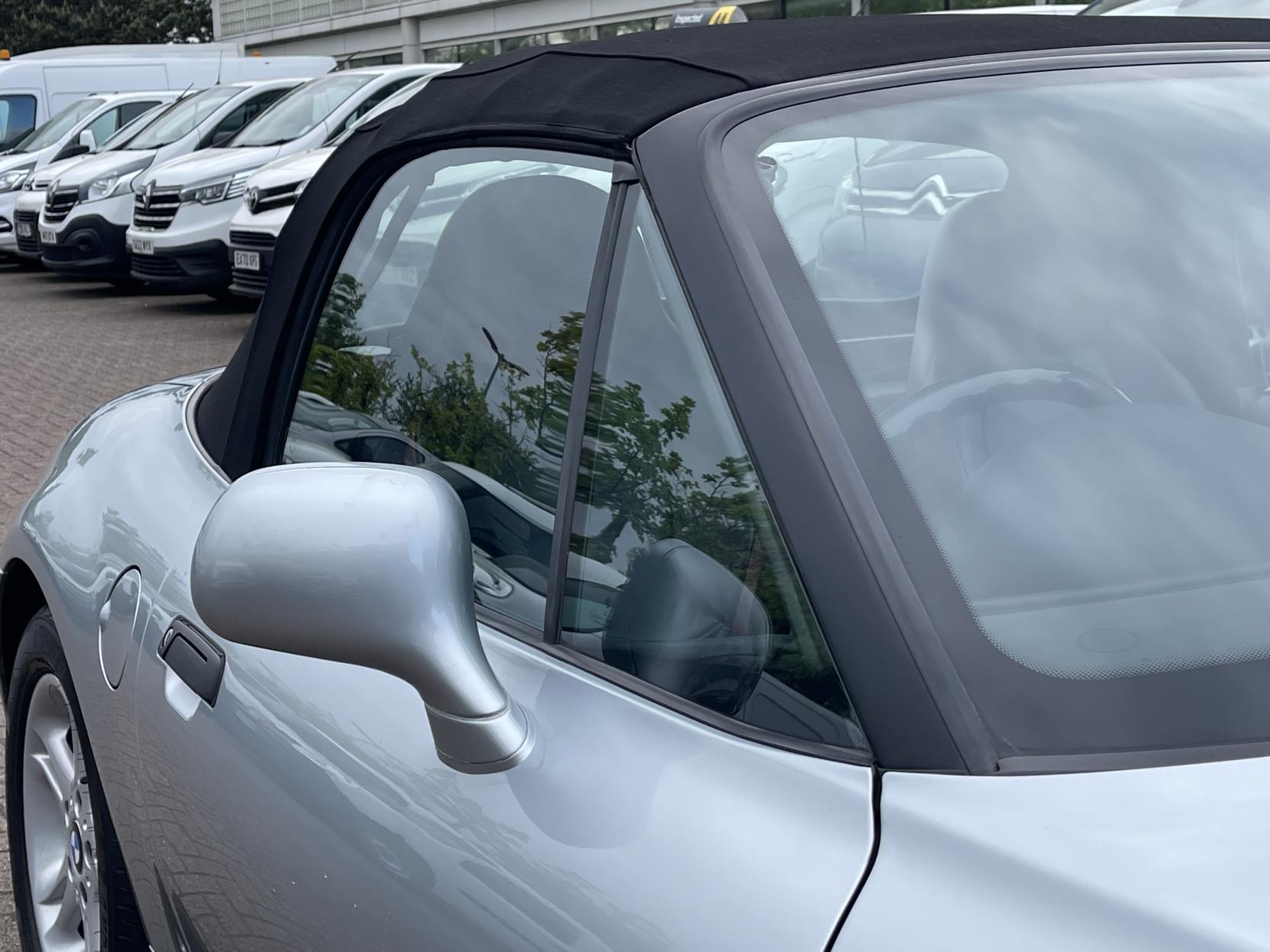 BMW Z3 1.9i Convertible 2dr Petrol Manual (187 g/km, 140 bhp)