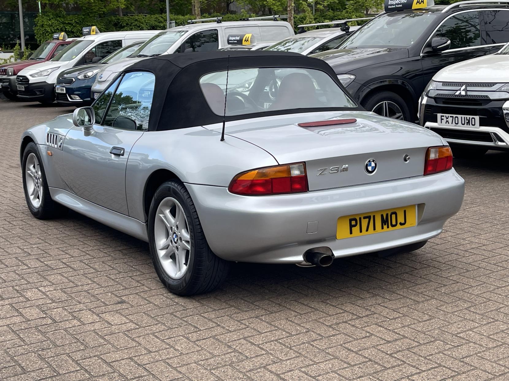 BMW Z3 1.9i Convertible 2dr Petrol Manual (187 g/km, 140 bhp)