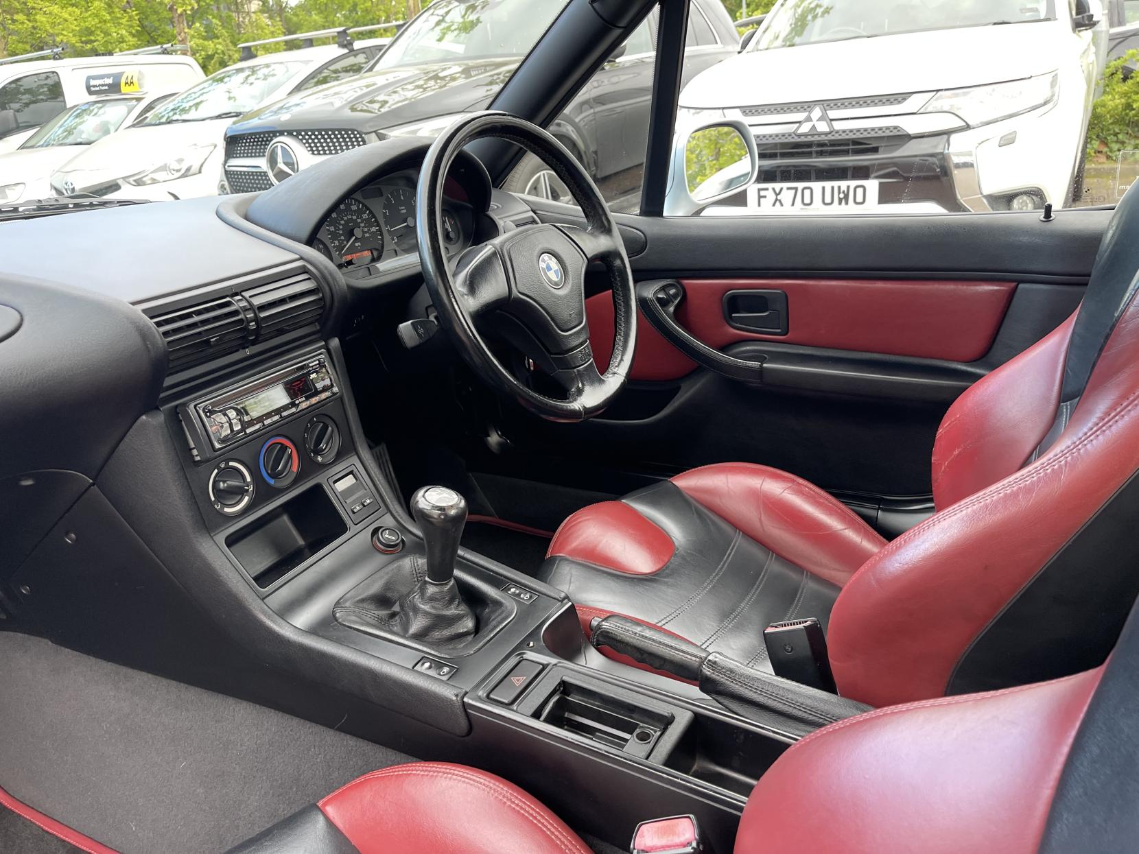 BMW Z3 1.9i Convertible 2dr Petrol Manual (187 g/km, 140 bhp)