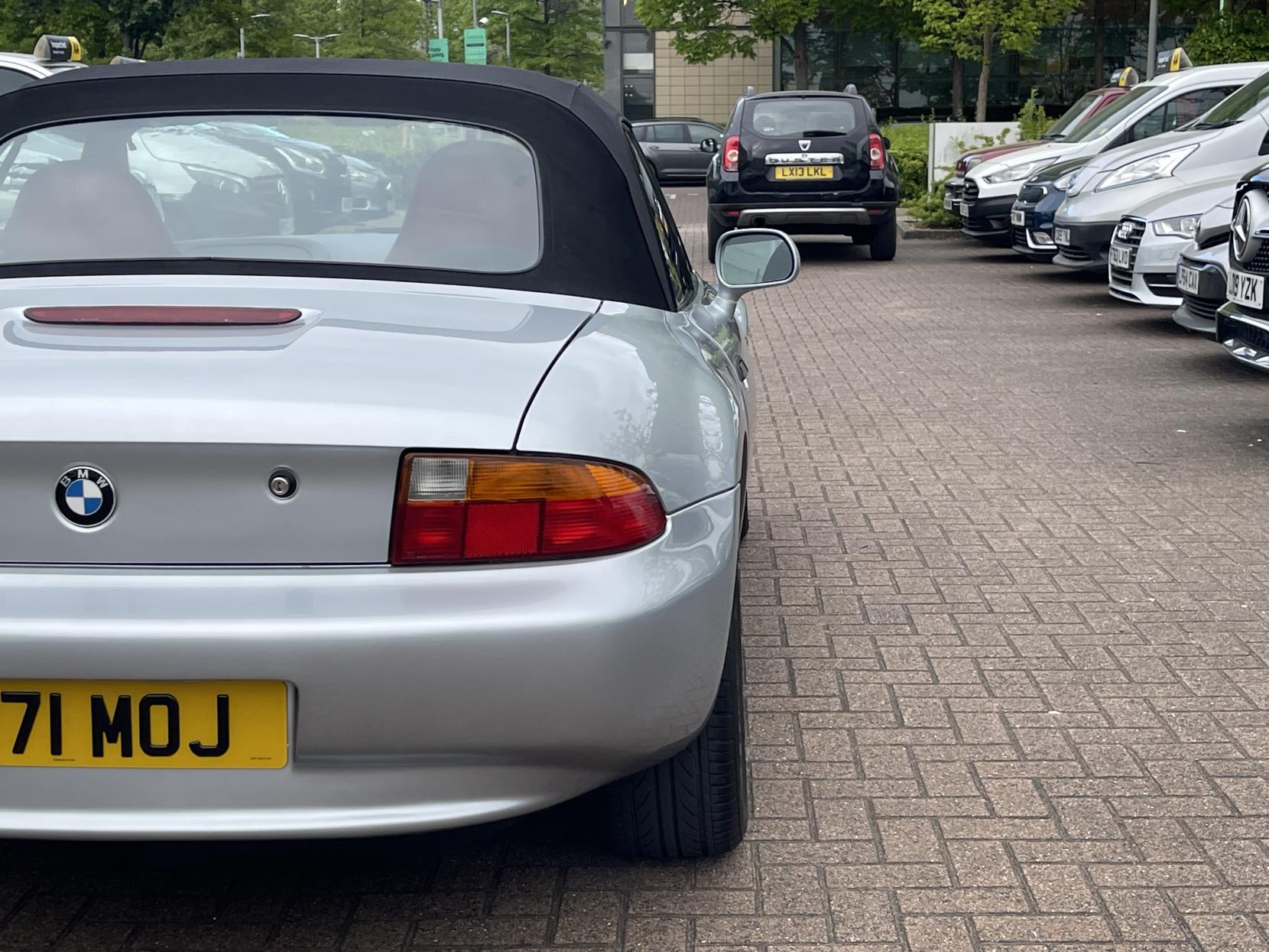 BMW Z3 1.9i Convertible 2dr Petrol Manual (187 g/km, 140 bhp)