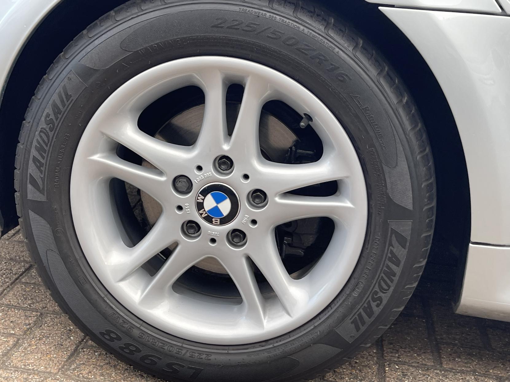 BMW Z3 1.9i Convertible 2dr Petrol Manual (187 g/km, 140 bhp)