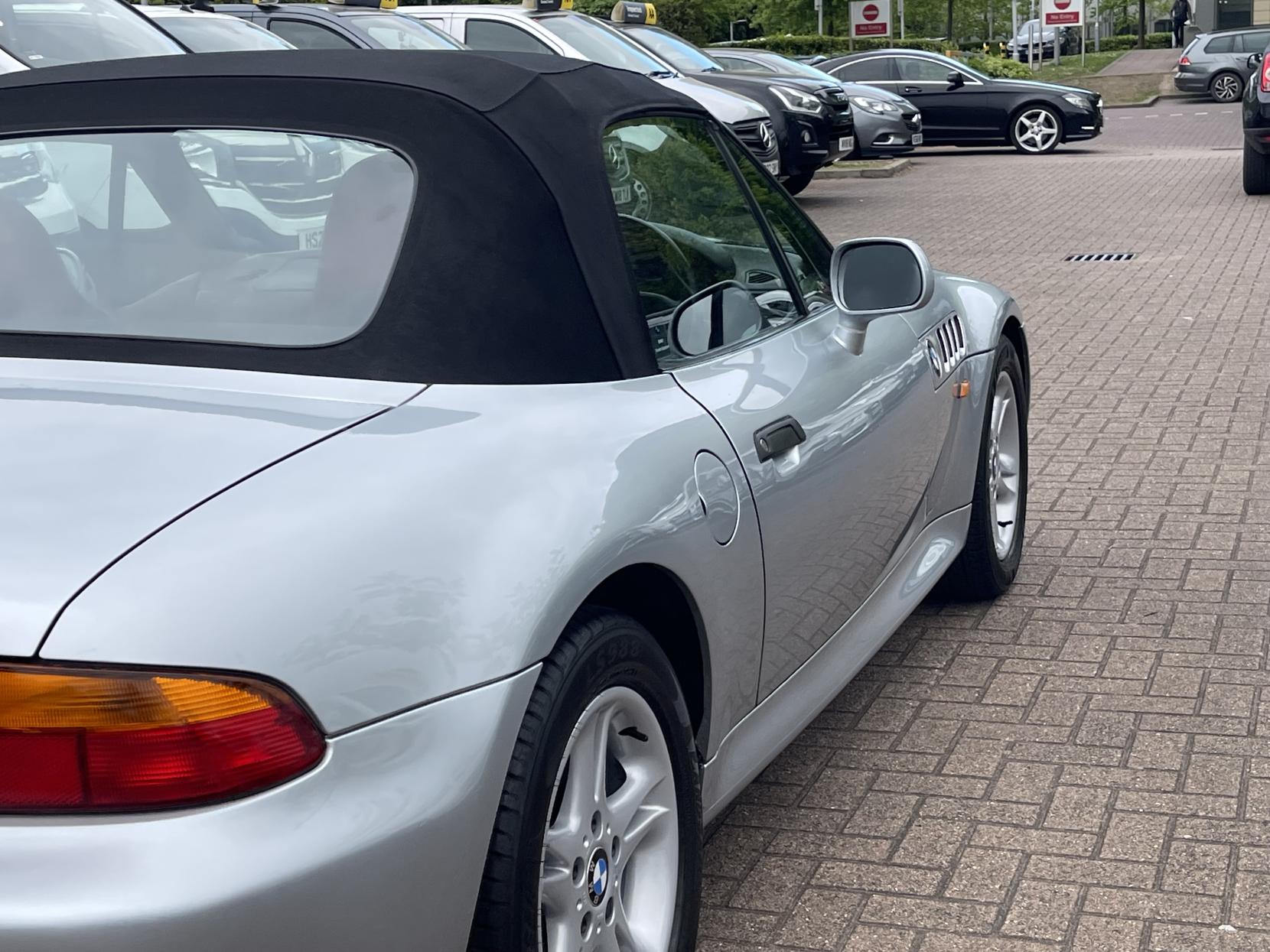 BMW Z3 1.9i Convertible 2dr Petrol Manual (187 g/km, 140 bhp)