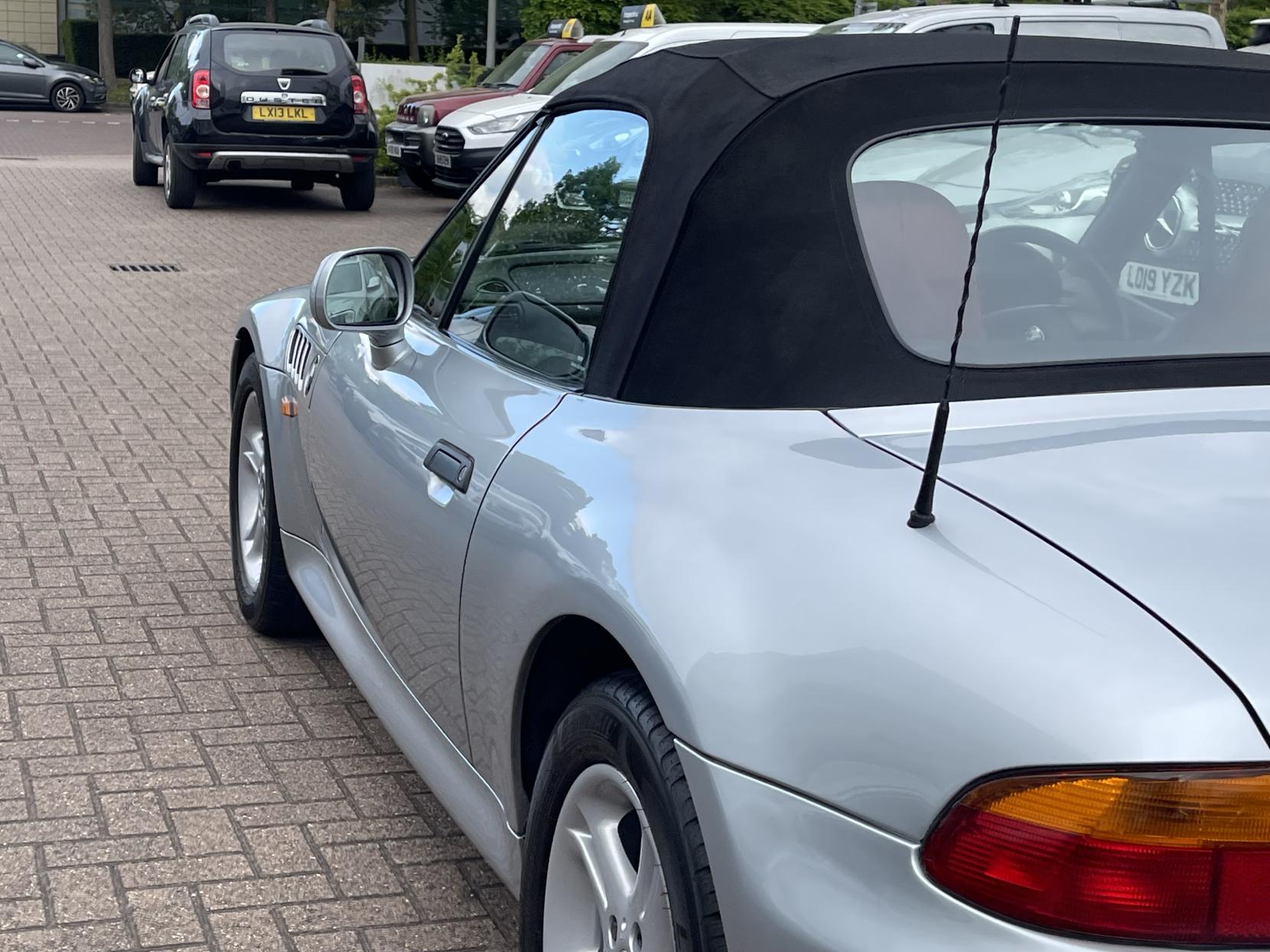 BMW Z3 1.9i Convertible 2dr Petrol Manual (187 g/km, 140 bhp)