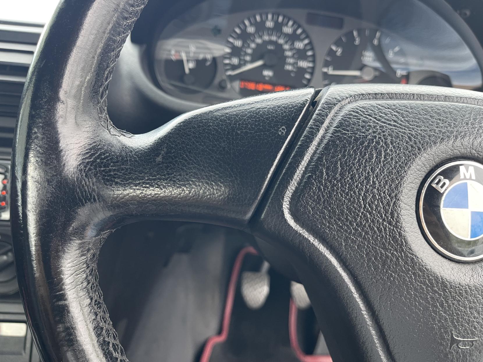 BMW Z3 1.9i Convertible 2dr Petrol Manual (187 g/km, 140 bhp)