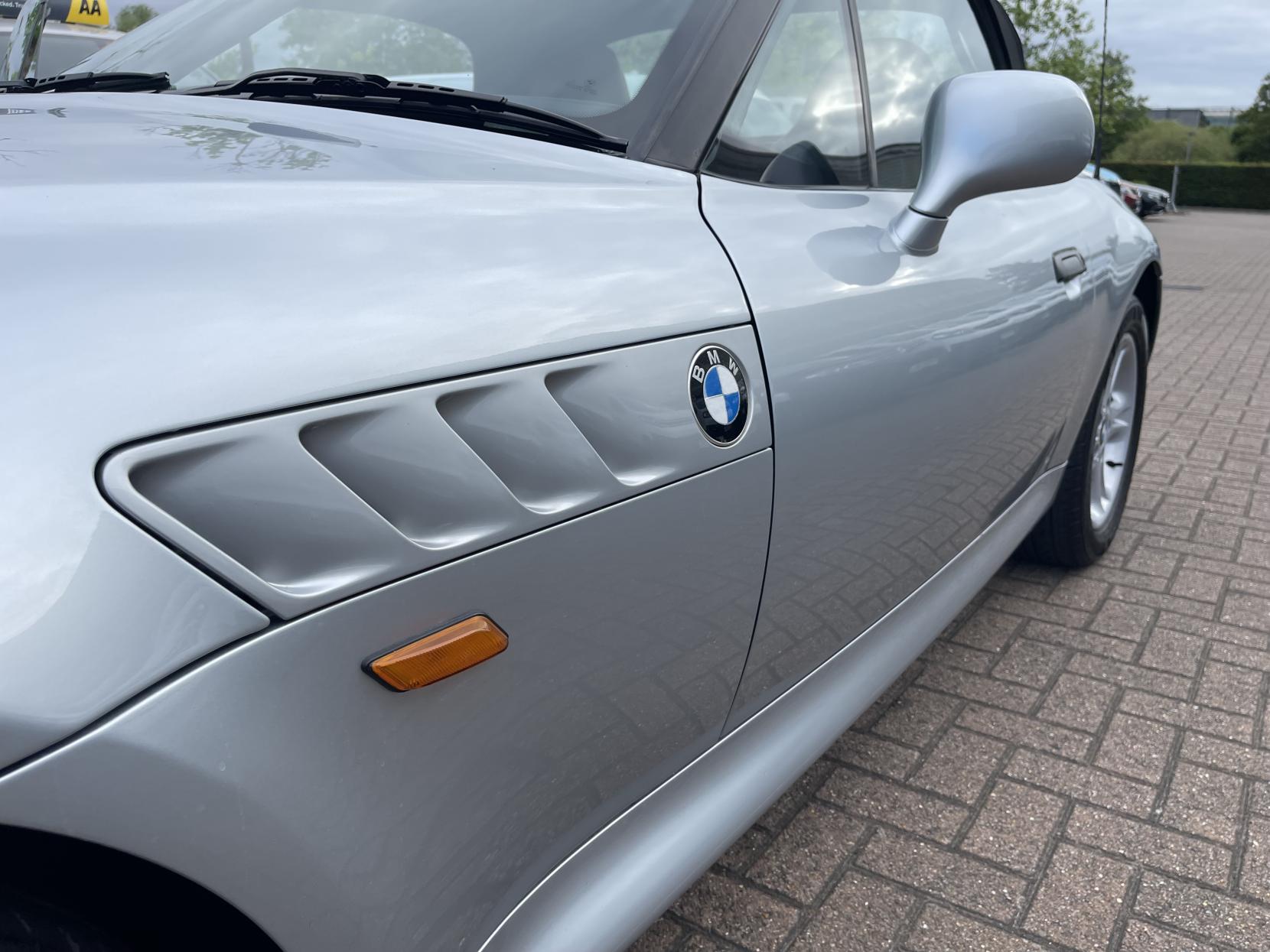 BMW Z3 1.9i Convertible 2dr Petrol Manual (187 g/km, 140 bhp)