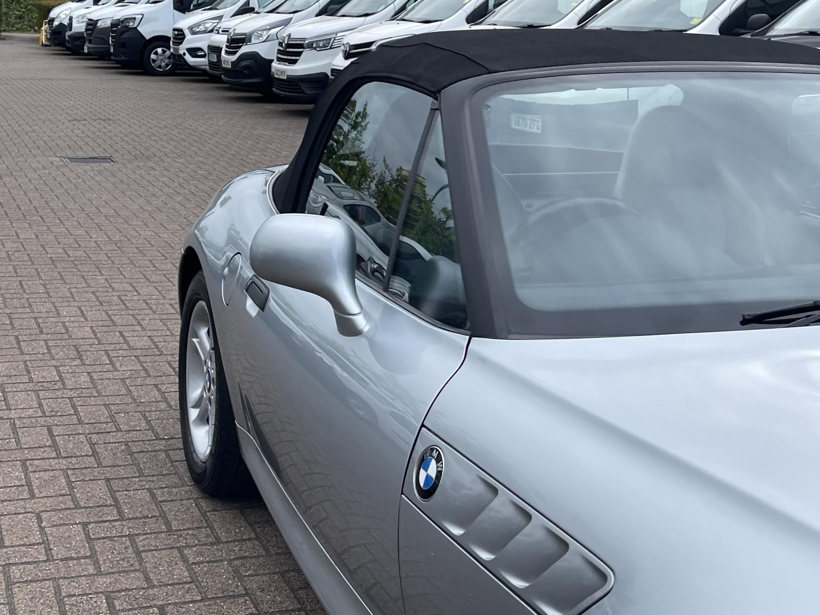 BMW Z3 1.9i Convertible 2dr Petrol Manual (187 g/km, 140 bhp)