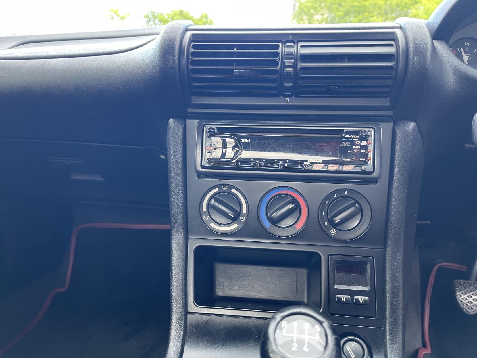 BMW Z3 1.9i Convertible 2dr Petrol Manual (187 g/km, 140 bhp)