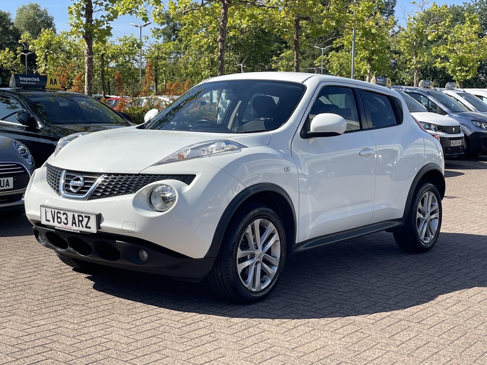 Nissan Juke 1.5 dCi 8v Acenta Premium SUV 5dr Diesel Manual Euro 5 (s/s) (110 ps)