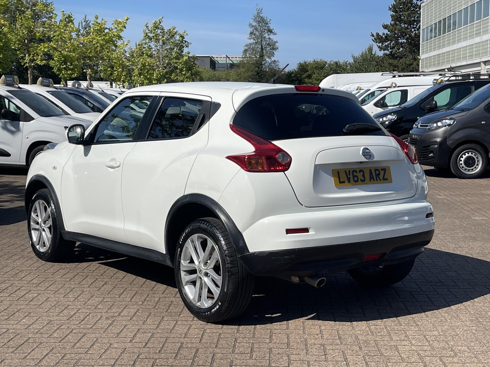 Nissan Juke 1.5 dCi 8v Acenta Premium SUV 5dr Diesel Manual Euro 5 (s/s) (110 ps)